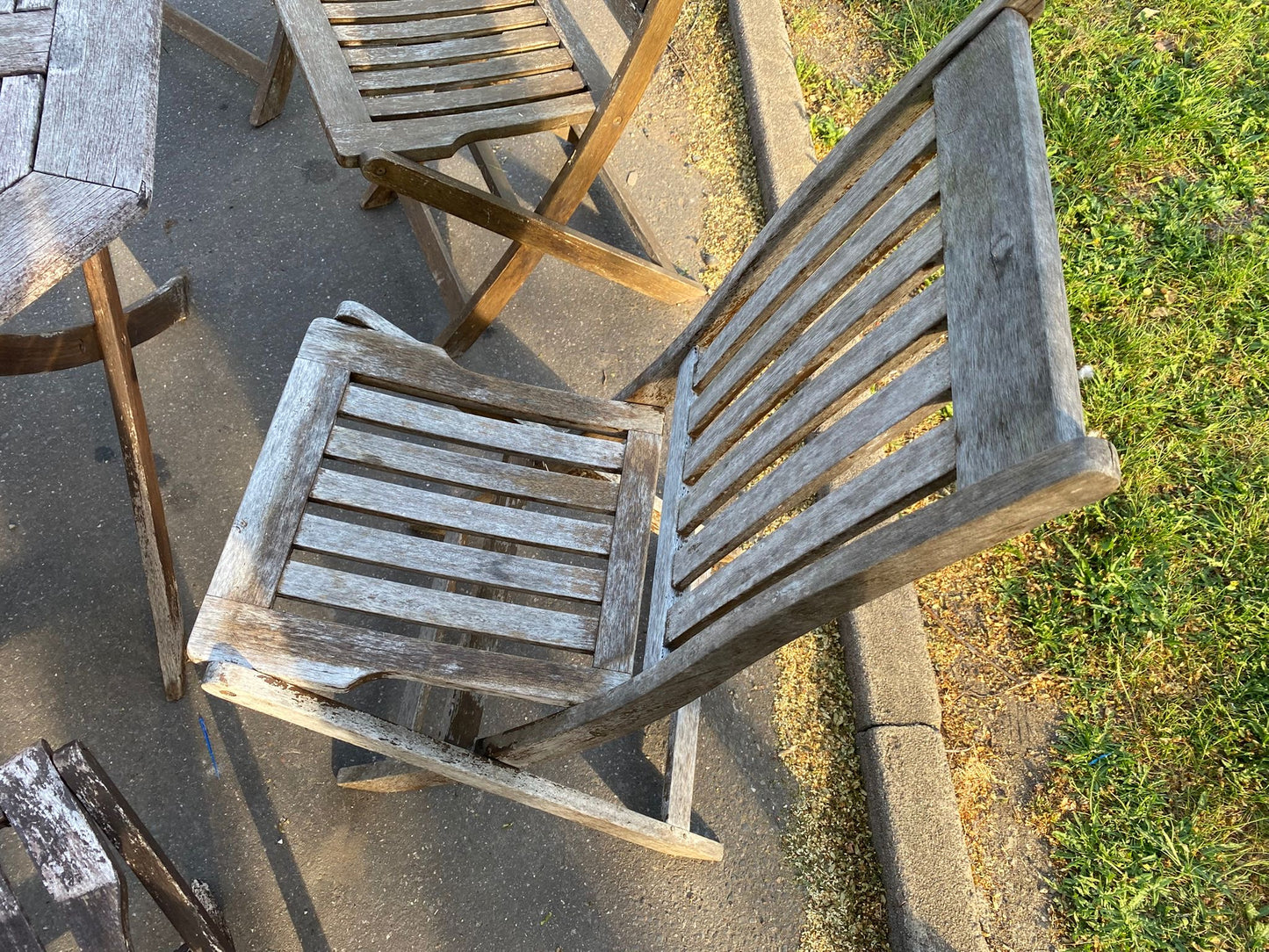 Wooden Round Table With 8 Chairs For Sale