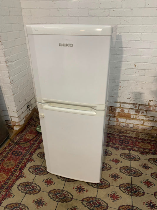 Beko RoomSize Fridge & Freezer On Top For Sale
