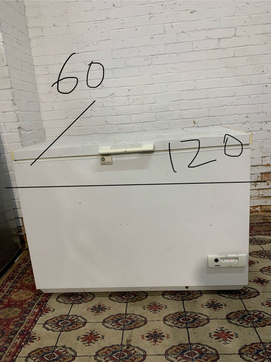 360L Zanussi Chest Freezer