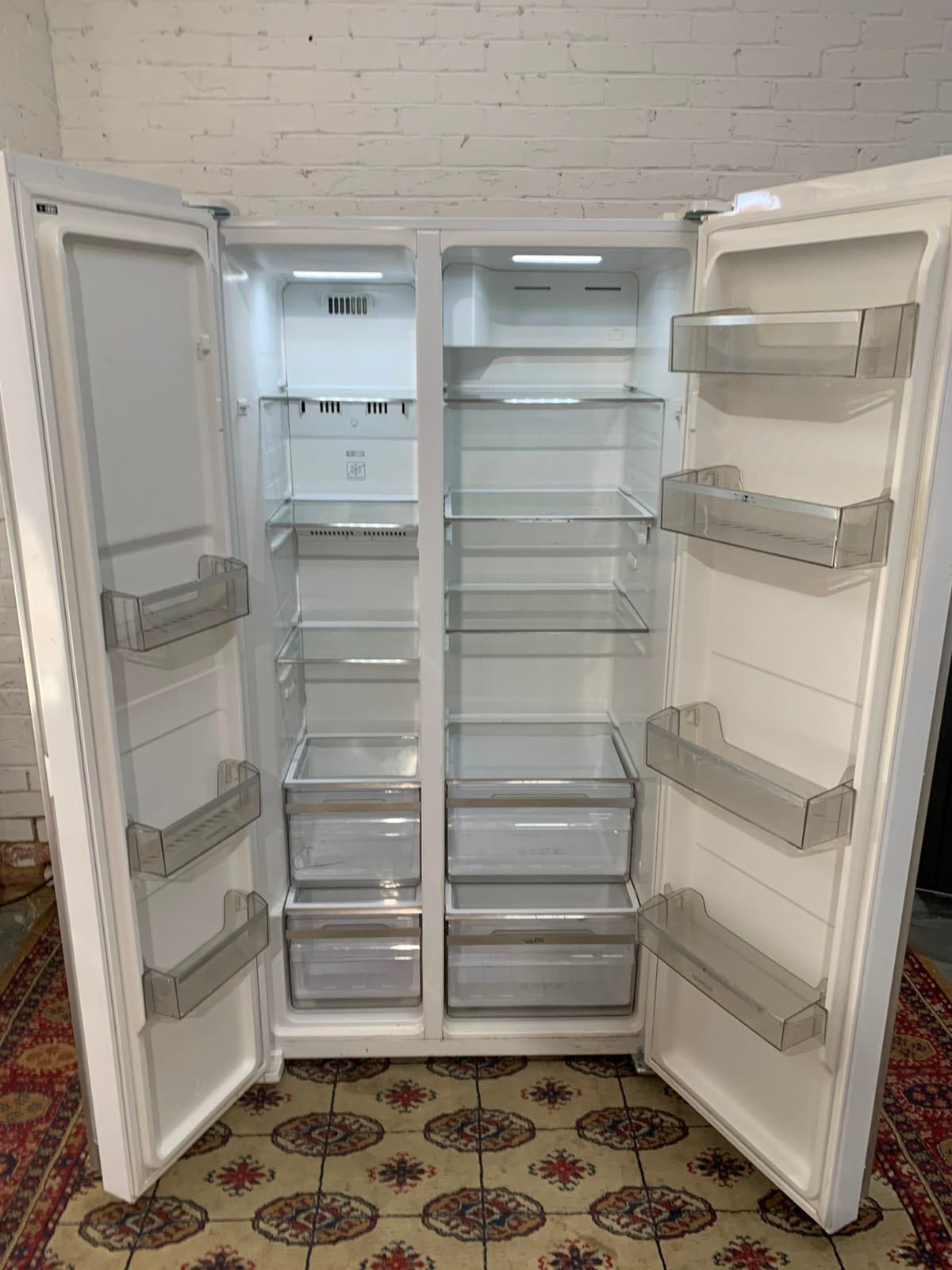Kenwood Non Plumb White American Fridge Freezer For Sale