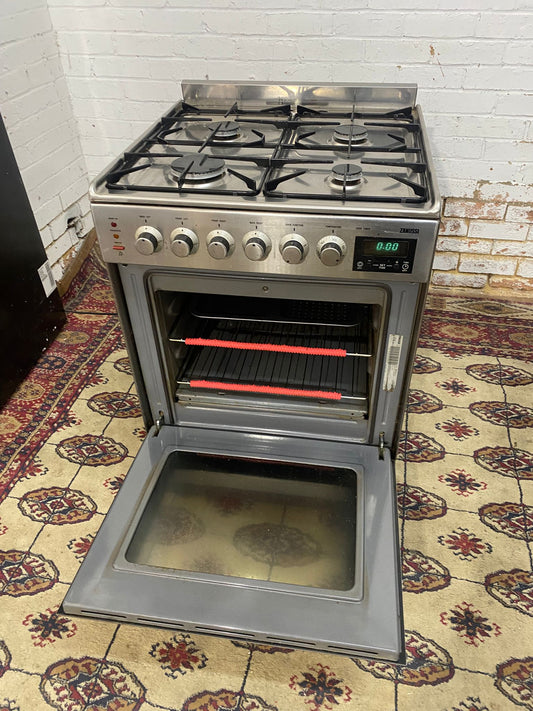 Zanussi 60CM Stainless Steel Gas Cooker With Large Oven For Sale