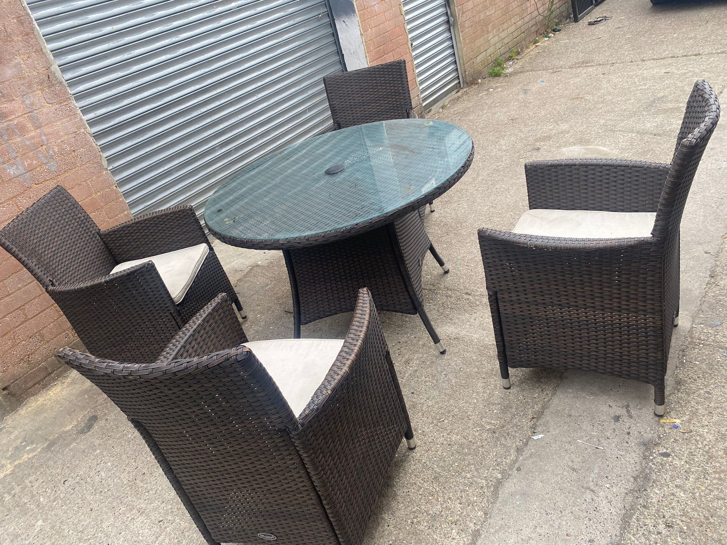TopBrand RoyalCraft Rattan Round Glass Table With 4 Matching Chairs For Sale