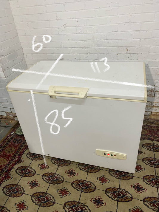 Whirlpool 330L Commercial Chest Freezer Frost Free Technology For Sale