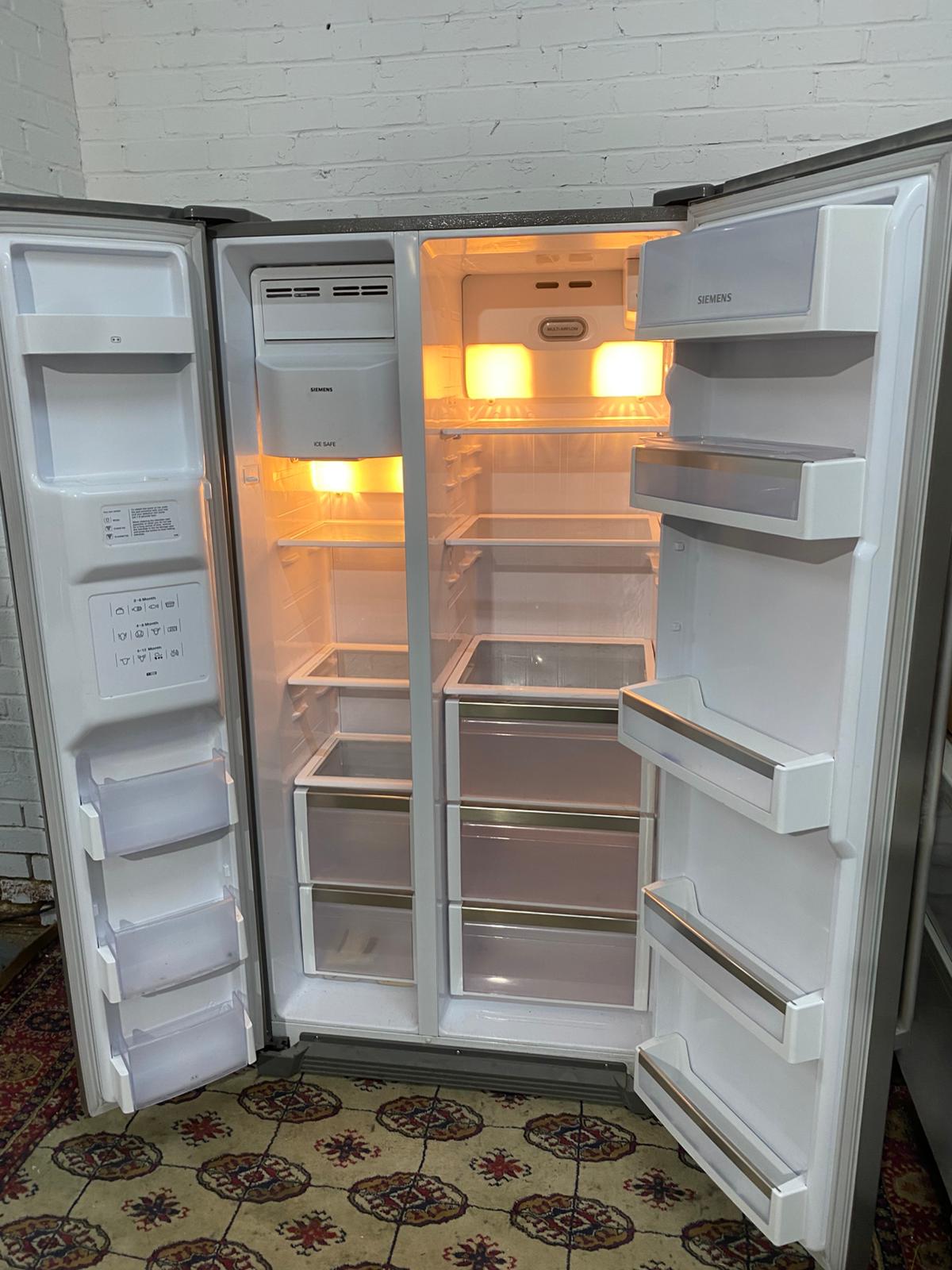 🚚Beautiful Siemens Stainless Steel Double Door 90CM Wide Frost Free Plumb In American Fridge Freezer For Sale