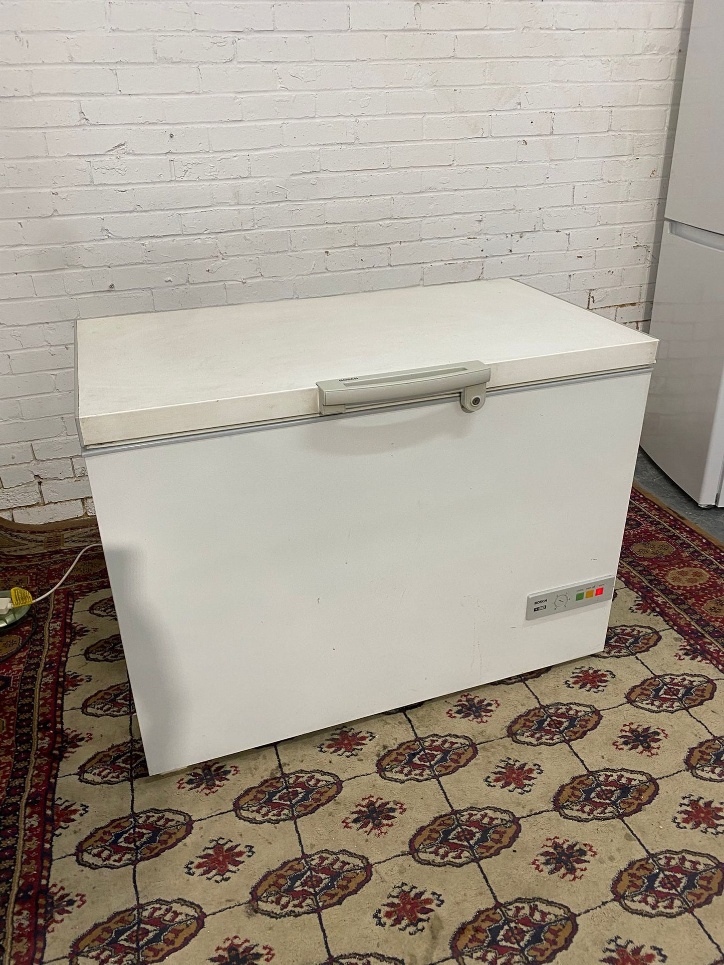 Bosch Chest Freezer – Frost Free Technology Free Delivery London