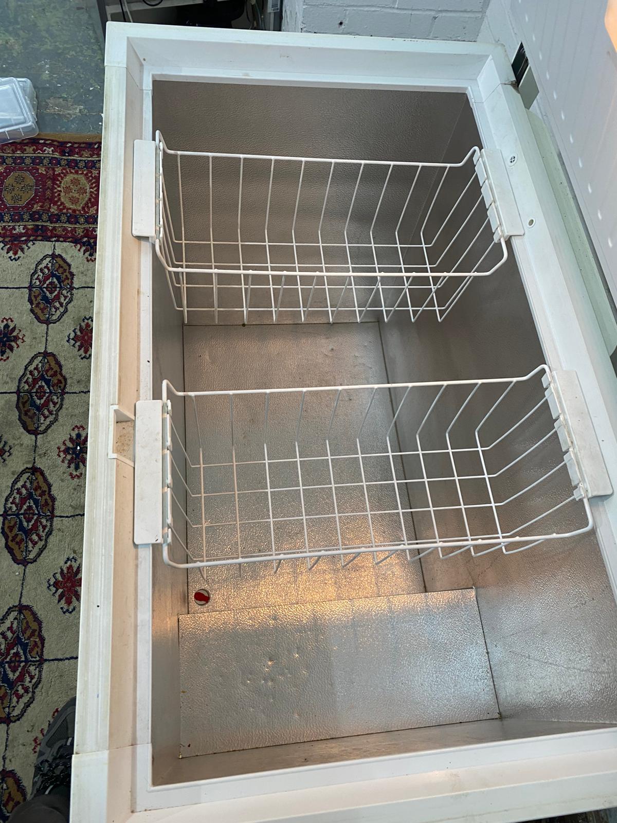 Beautiful Commercial Zanussi Chest Freezer Frost Free Technology For Sale