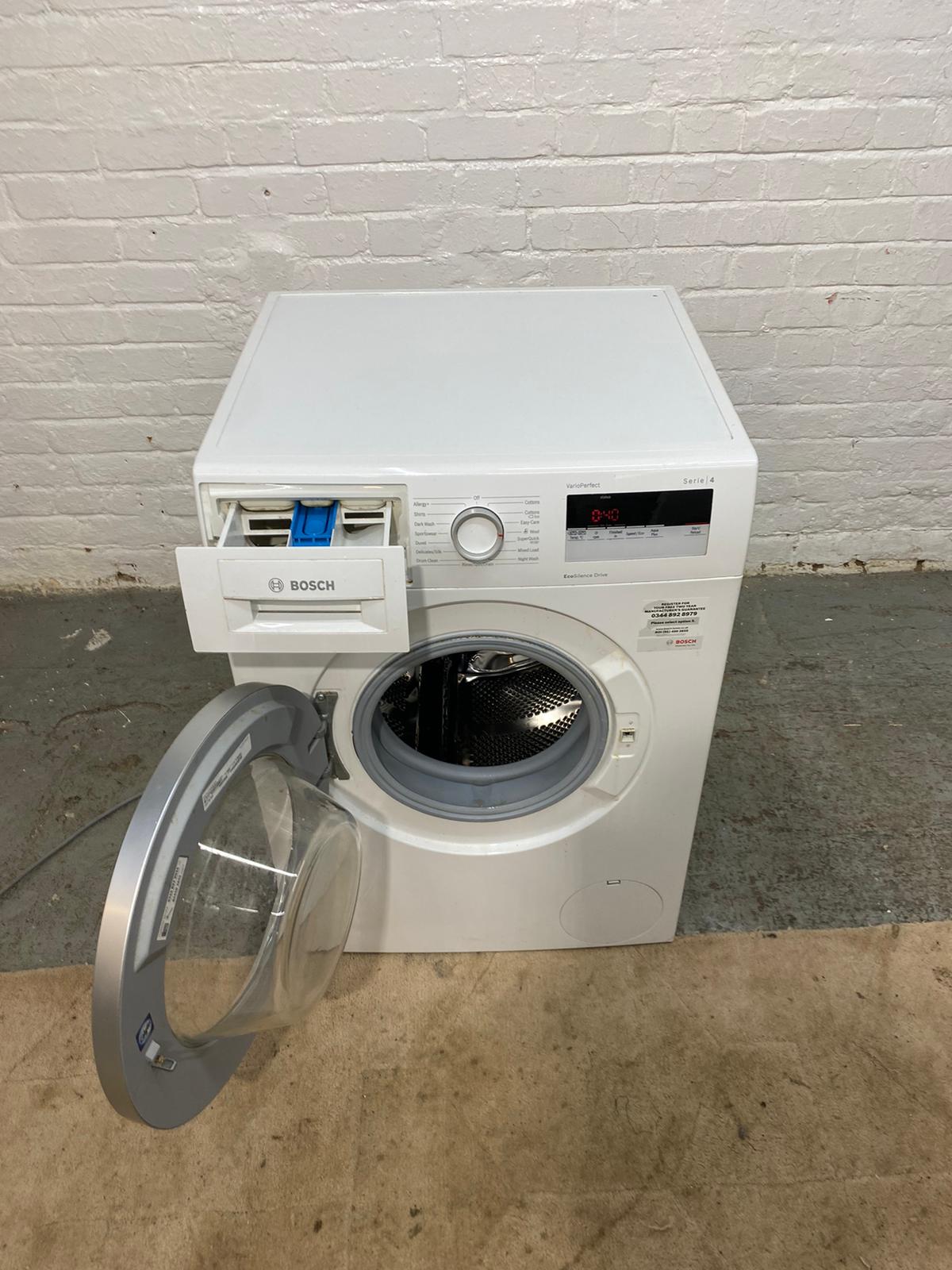 🚐🚐Beautiful Bosch 8KG Series 4 Washing Machine For Sale