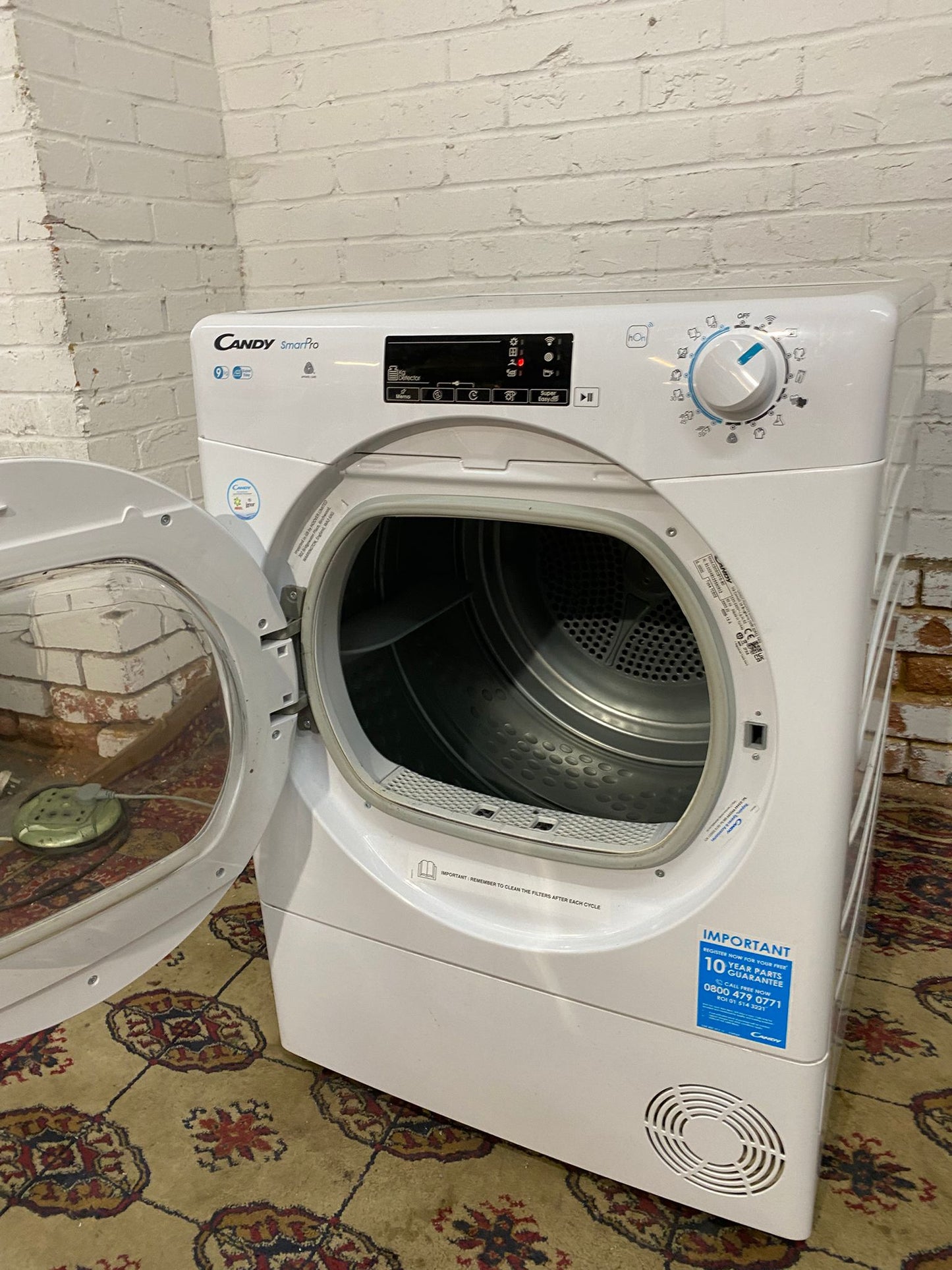 🚐🚐Beautiful Candy 9KG Glass Door Condenser Dryer For Sale