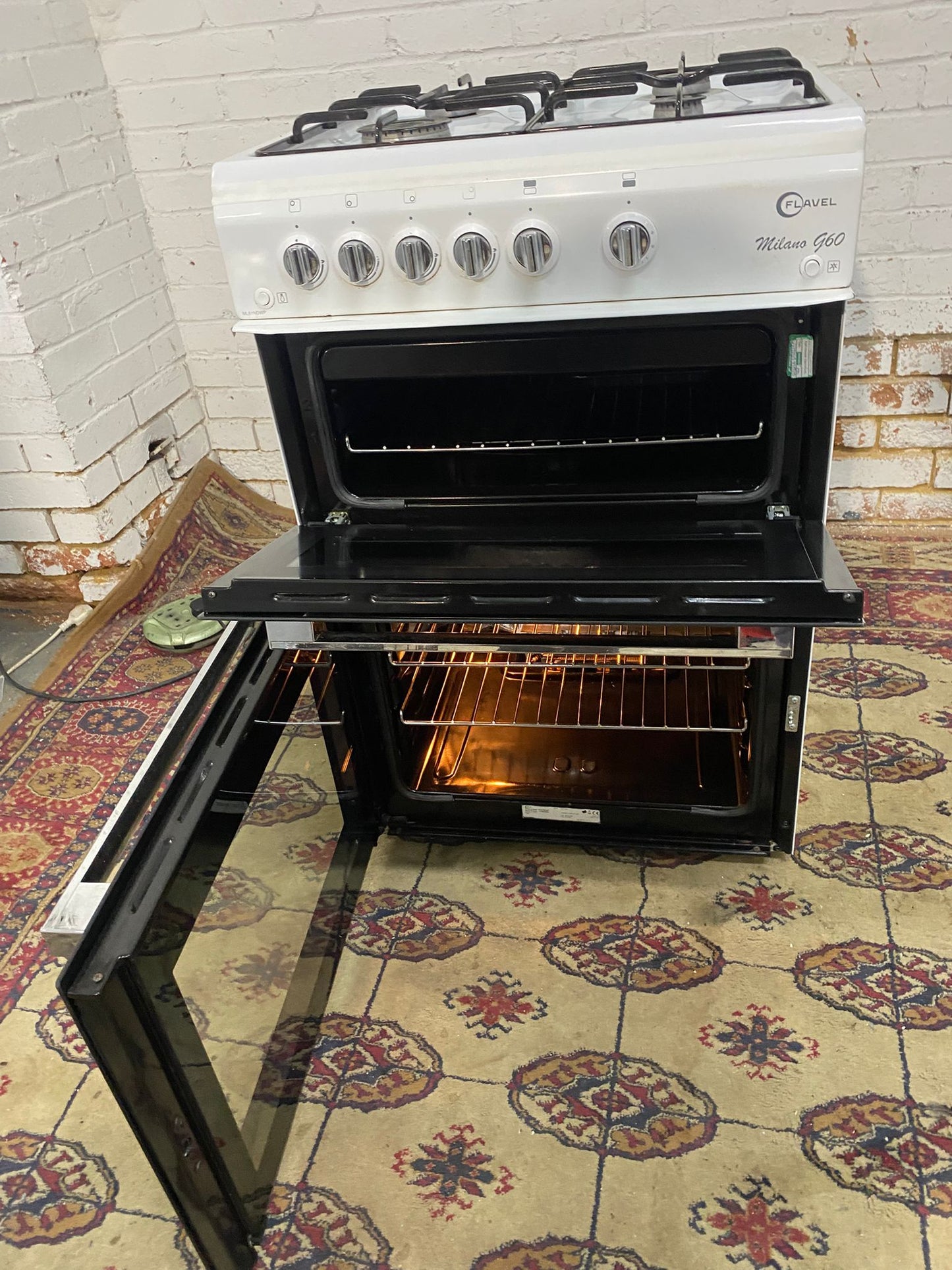 🚚Beautiful Milano 60CM White Gas Cooker With Oven/Grill For Sale