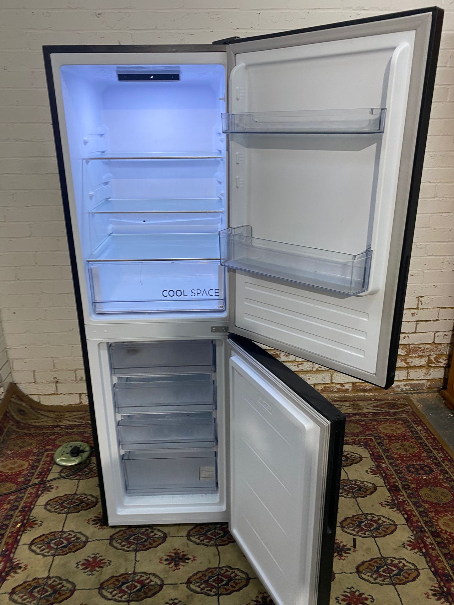 đźššTall Hoover Blackish 50/50 Fridge Freezer For Sale