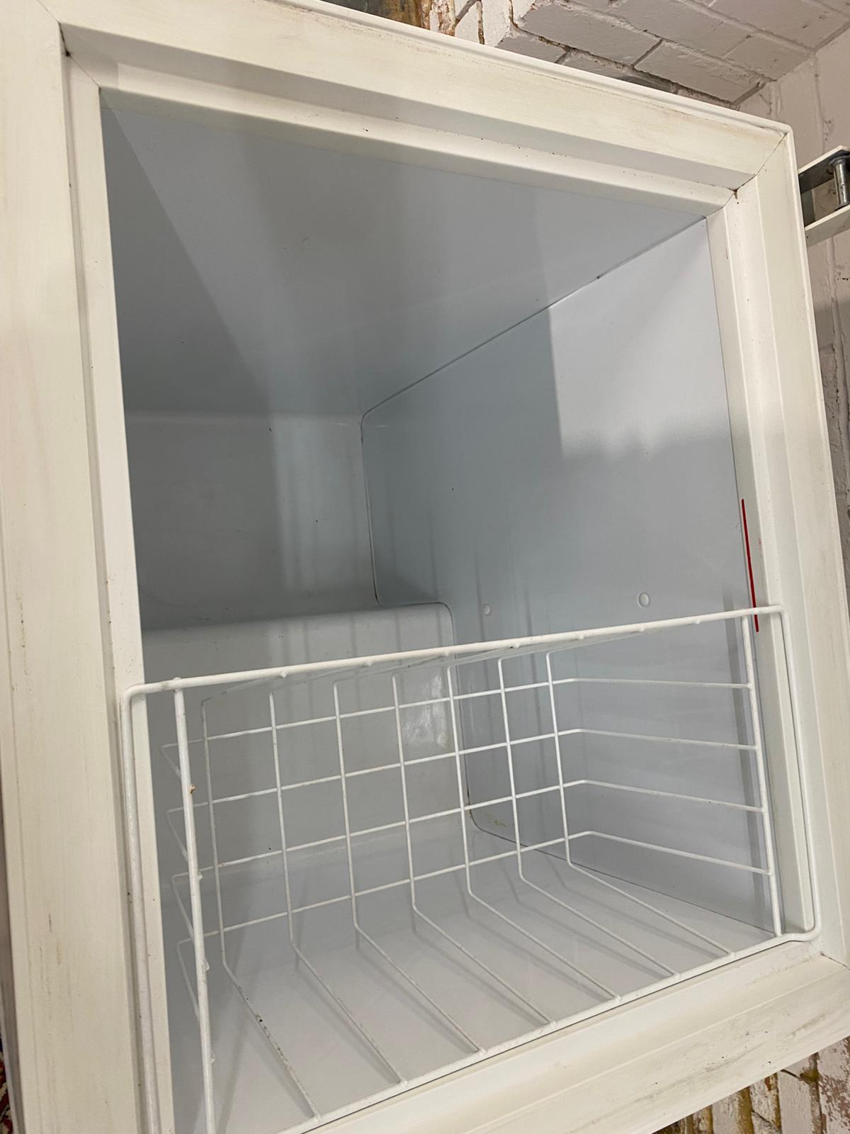 🚚Beautiful Medium Chest Freezer Frost Free Technology For Sale