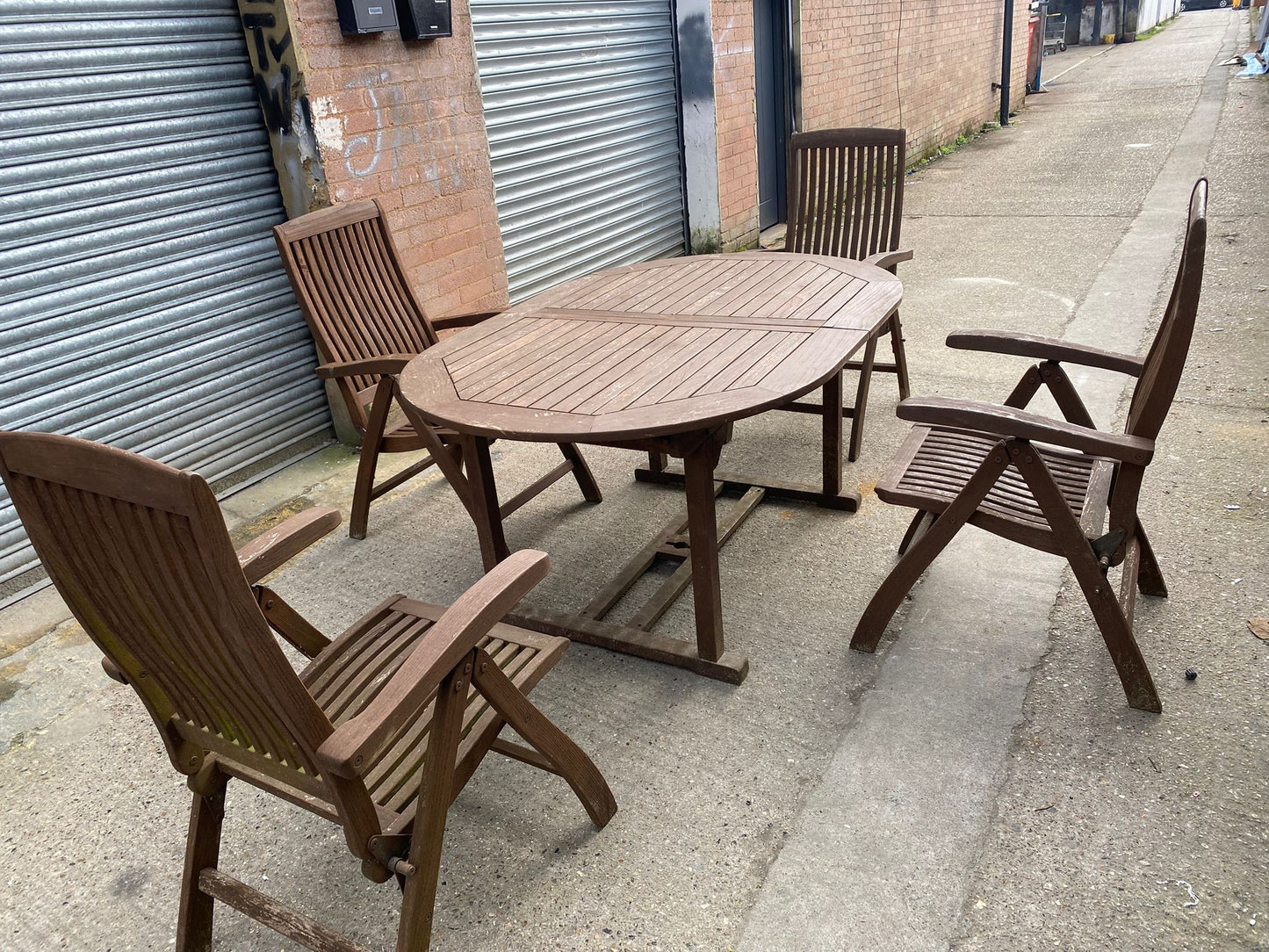 🚚Wooden Teak Extendable Wooden Table With 4 Chairs For Sale