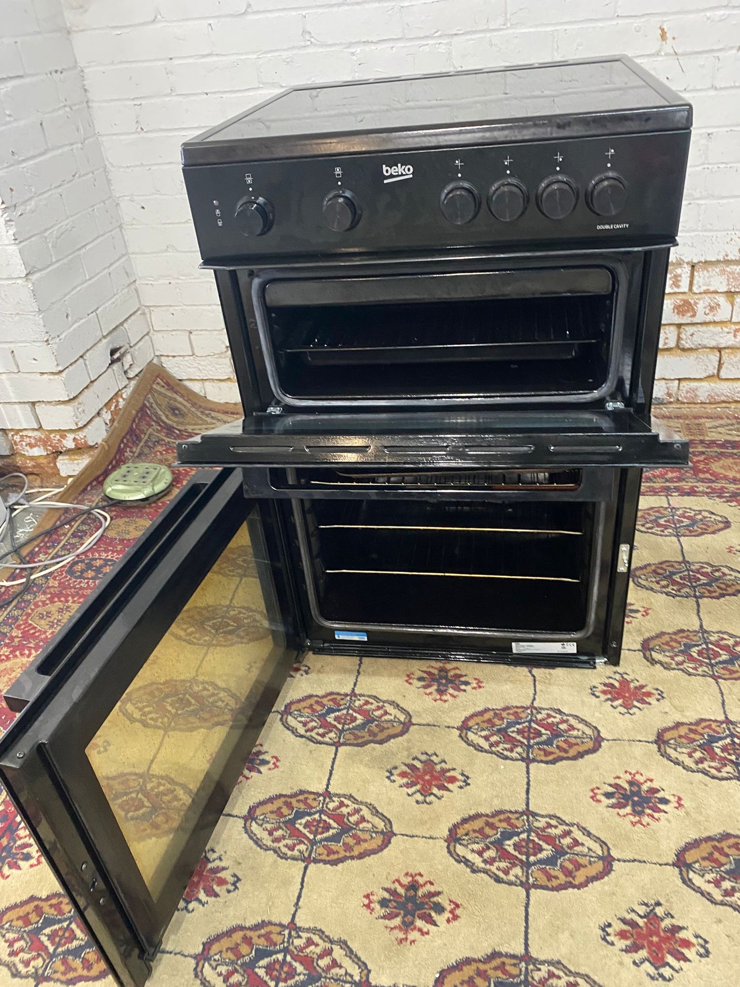 🚐🚐Beautiful Beko Black 60CM Ceramic Electric Cooker With Oven/Grill For Sale