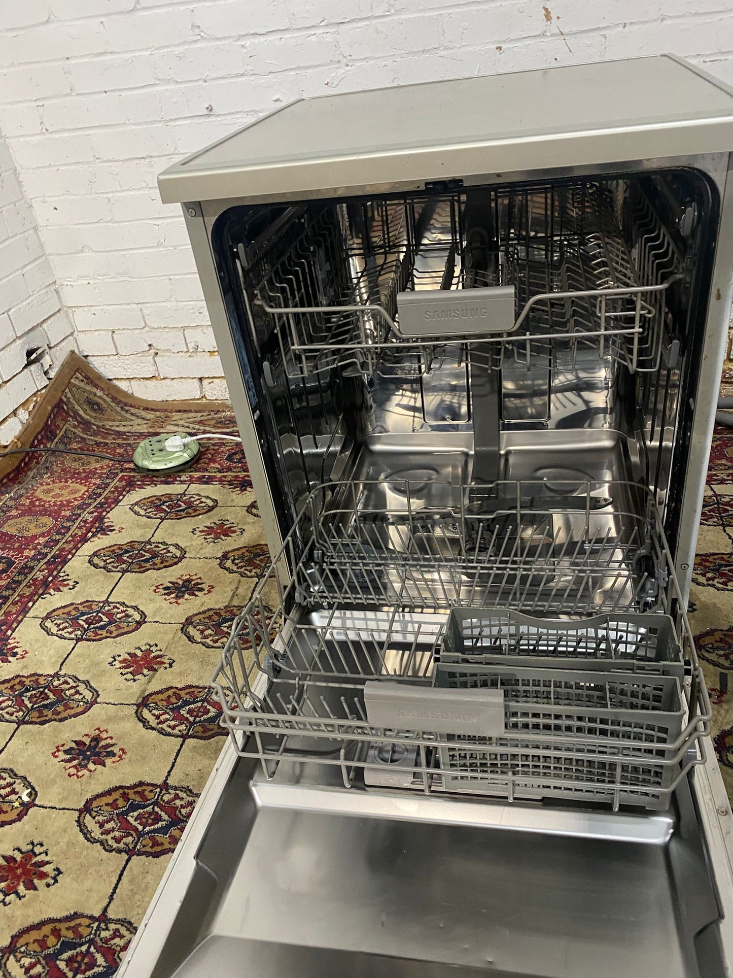 🚚Stylish TopBrand Samsung Stainless Steel 60 CM DishWasher For Sale
