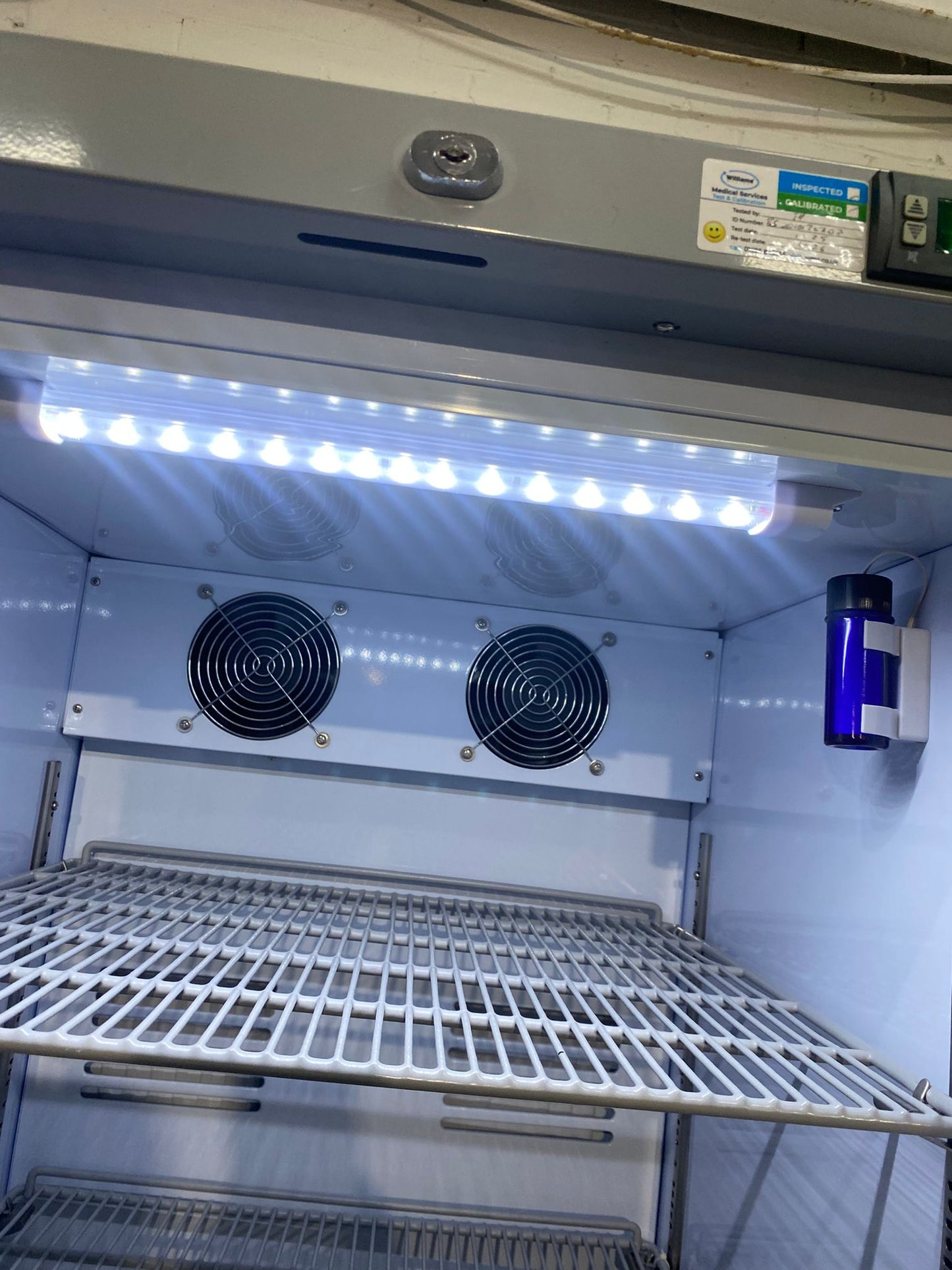 Beautiful Tall Commercial Glass Display Fridge For Sale