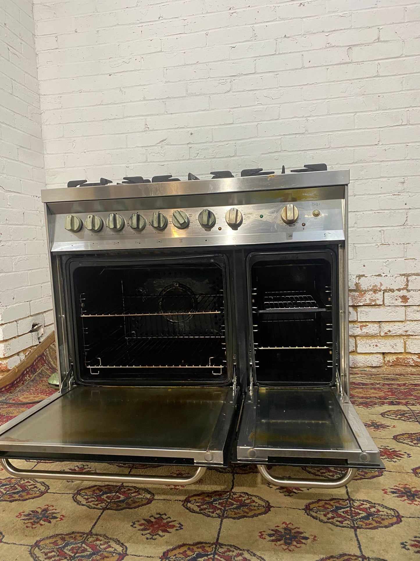 FREE DELIVERY Stainless Steel 5 Burners Gas Cooker 90 CM Oven/Grill For Sale