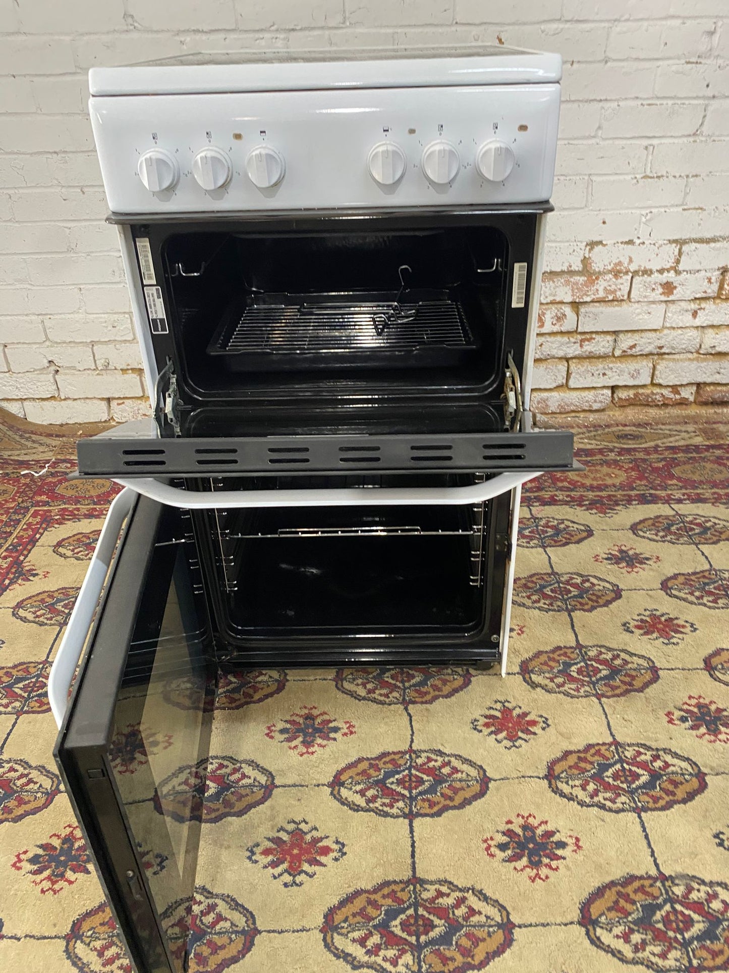🚚Beautiful 50CM White Ceramic Electric Cooker With Oven/Grill For Sale