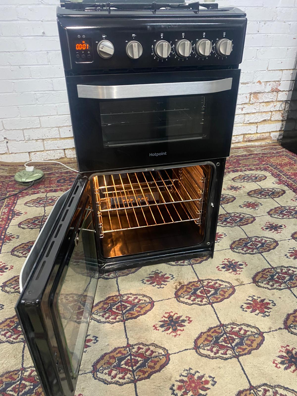 ✅🚚Beautiful 50CM HotPoint Black Gas Cooker With Oven/Grill For Sale