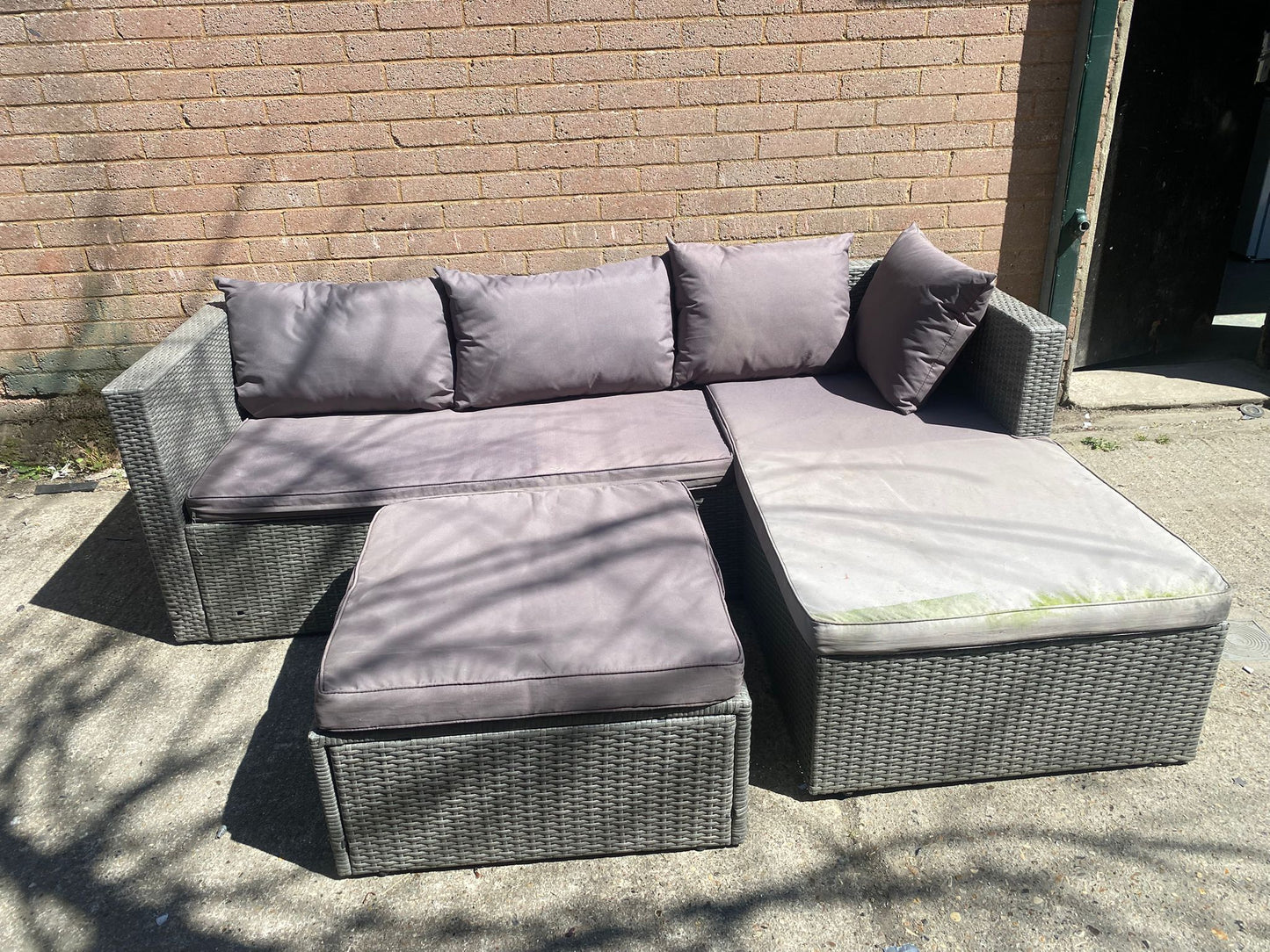 🚚Beautiful Rattan Corner Set With FootRest For Sale