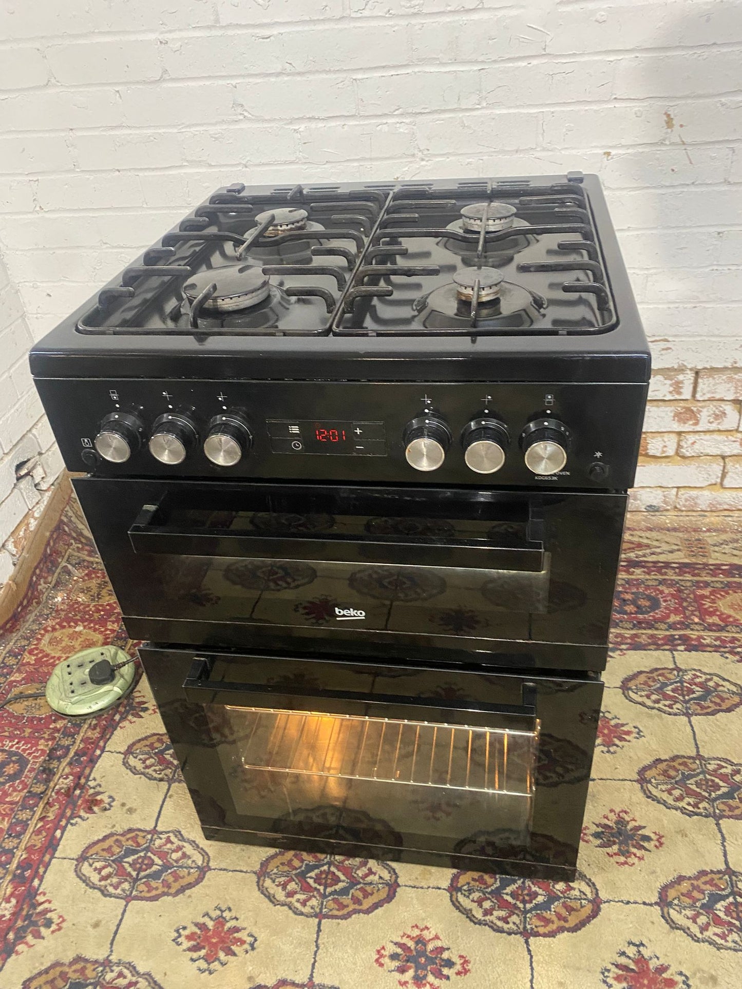 🚐🚐Beautiful Beko Black 60CM Gas Cooker With Oven/Grill For Sale