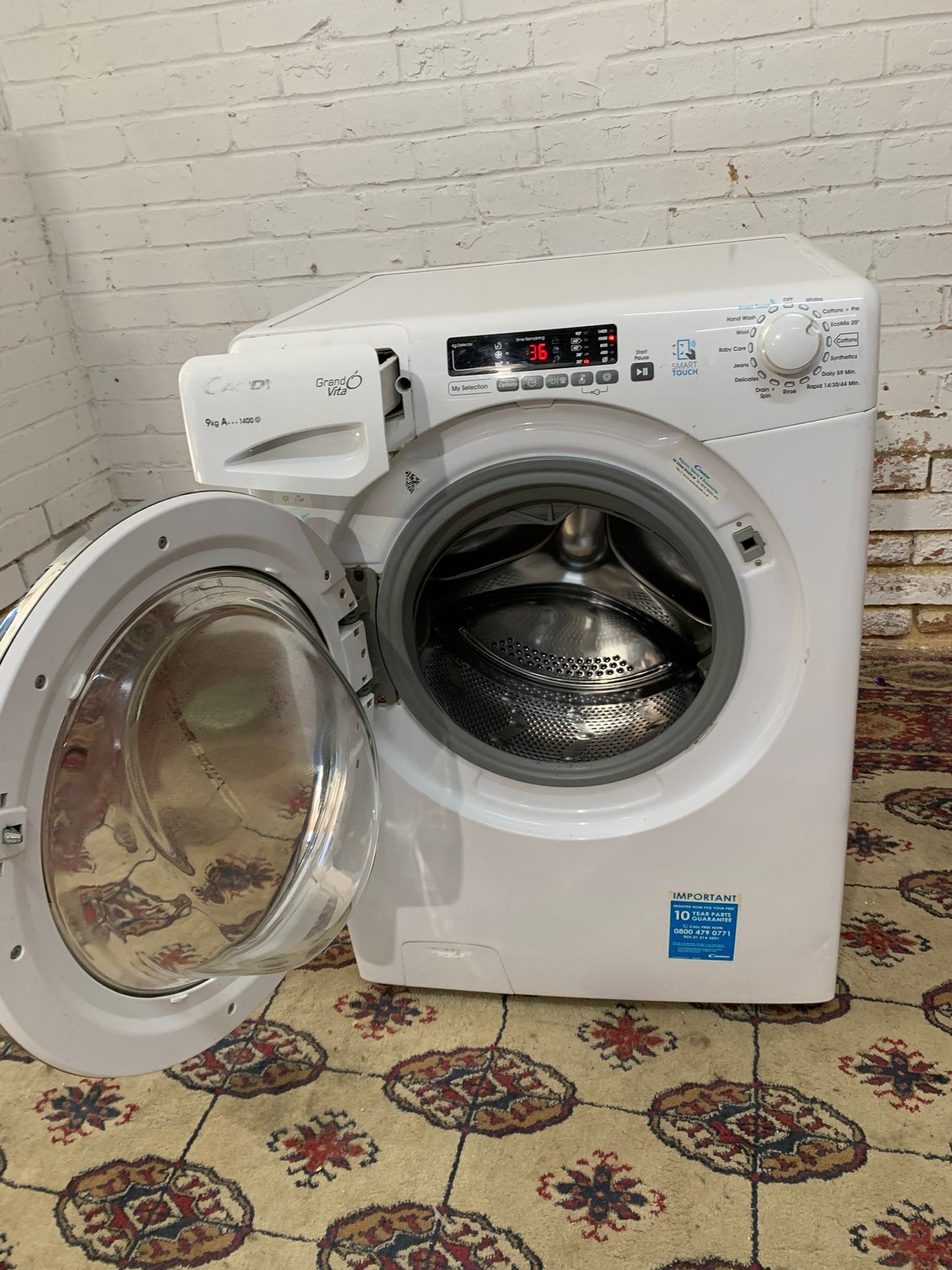 Beautiful Candy Latest Model White 9KG Washing Machine For Sale