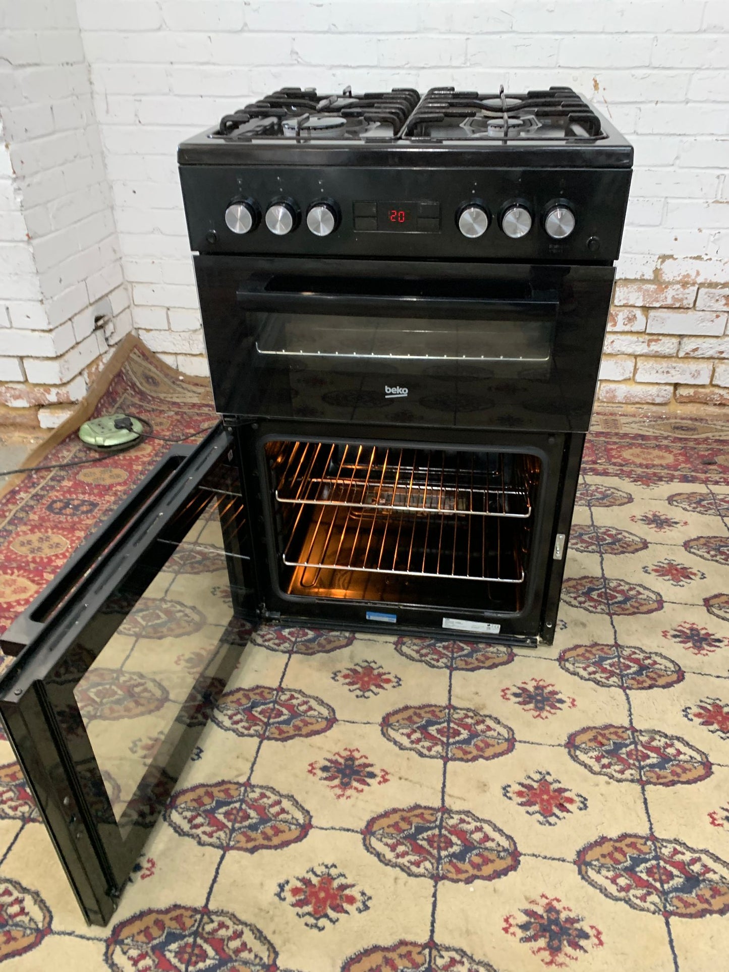 Beautiful Beko Black 60CM Gas Cooker With Dual Oven/Grill For Sale