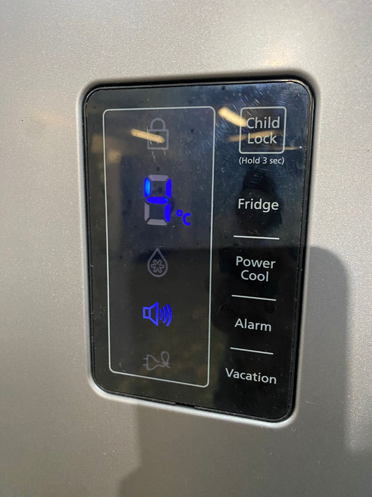FREE DELIVERY Beautiful Samsung Standing Fridge For Sale
