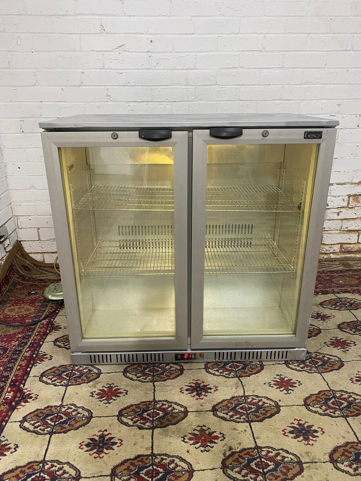 Beautiful 2Doors Commercial Bar Drinks Fridge