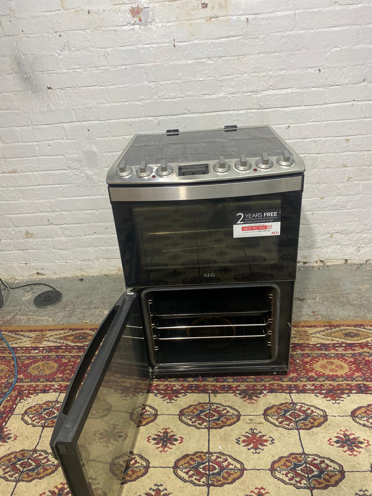 Beautiful 60CM AEG StainLess Steel Ceramic Electric Cooker With Dual Grill/Oven