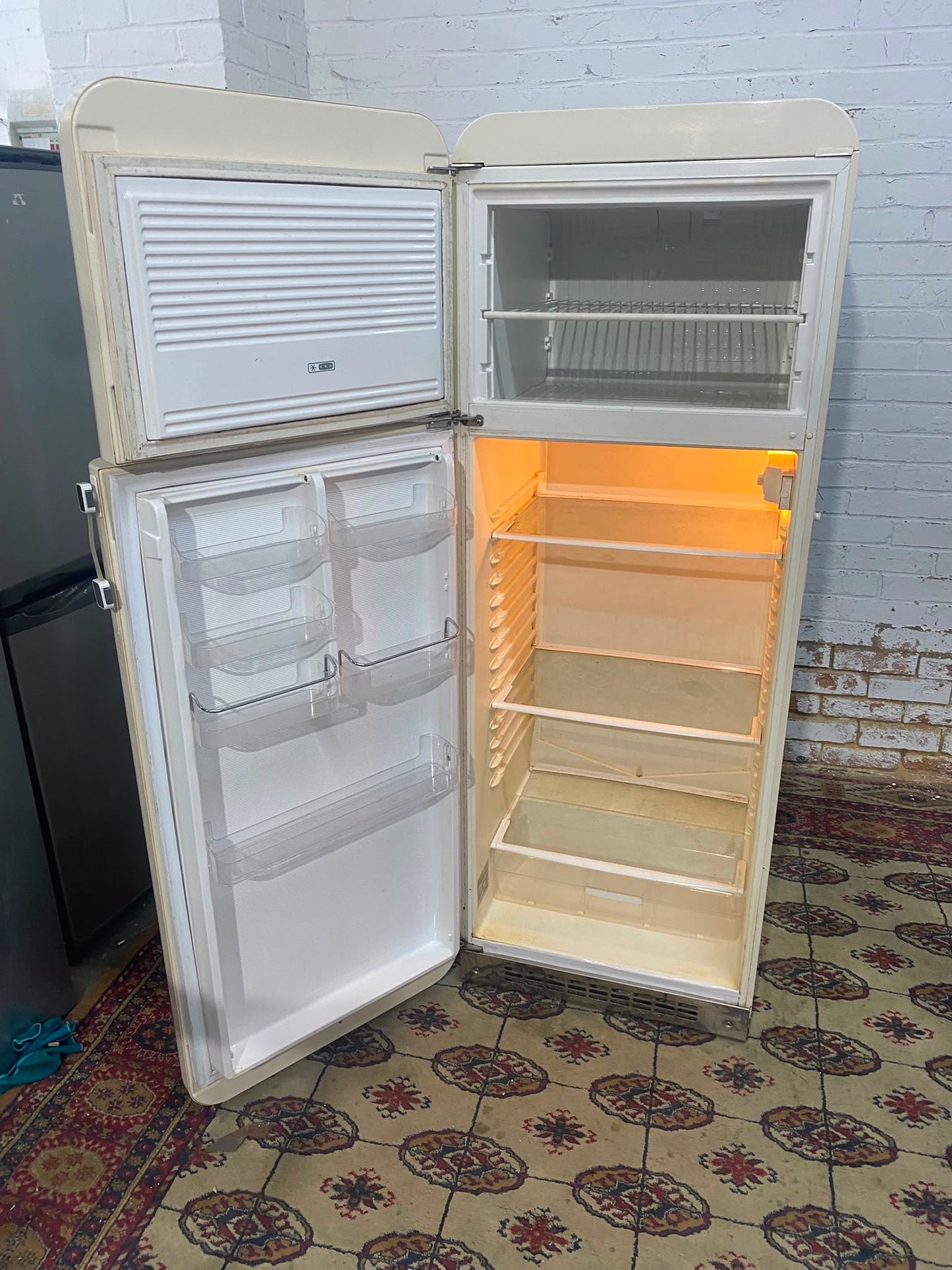 SMEG RETRO Style  Fridge Freezer For Sale