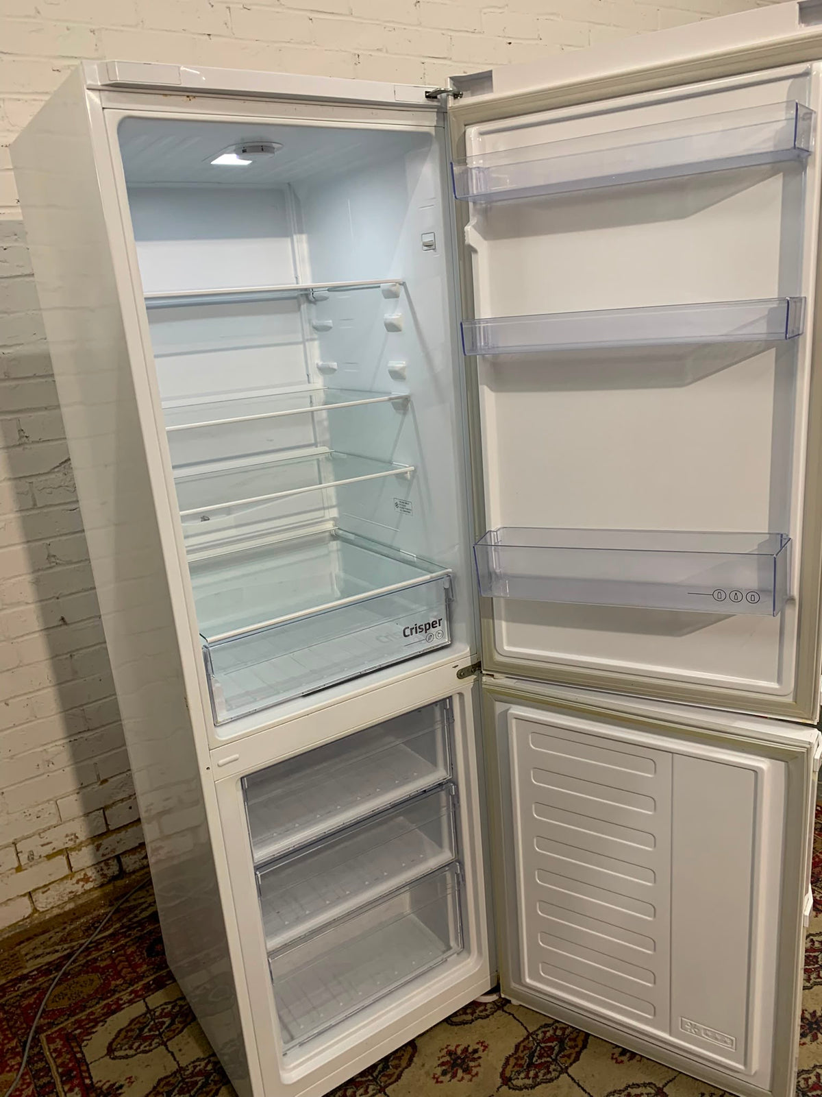 184CM Tall Beko Fridge Freezer For Sale