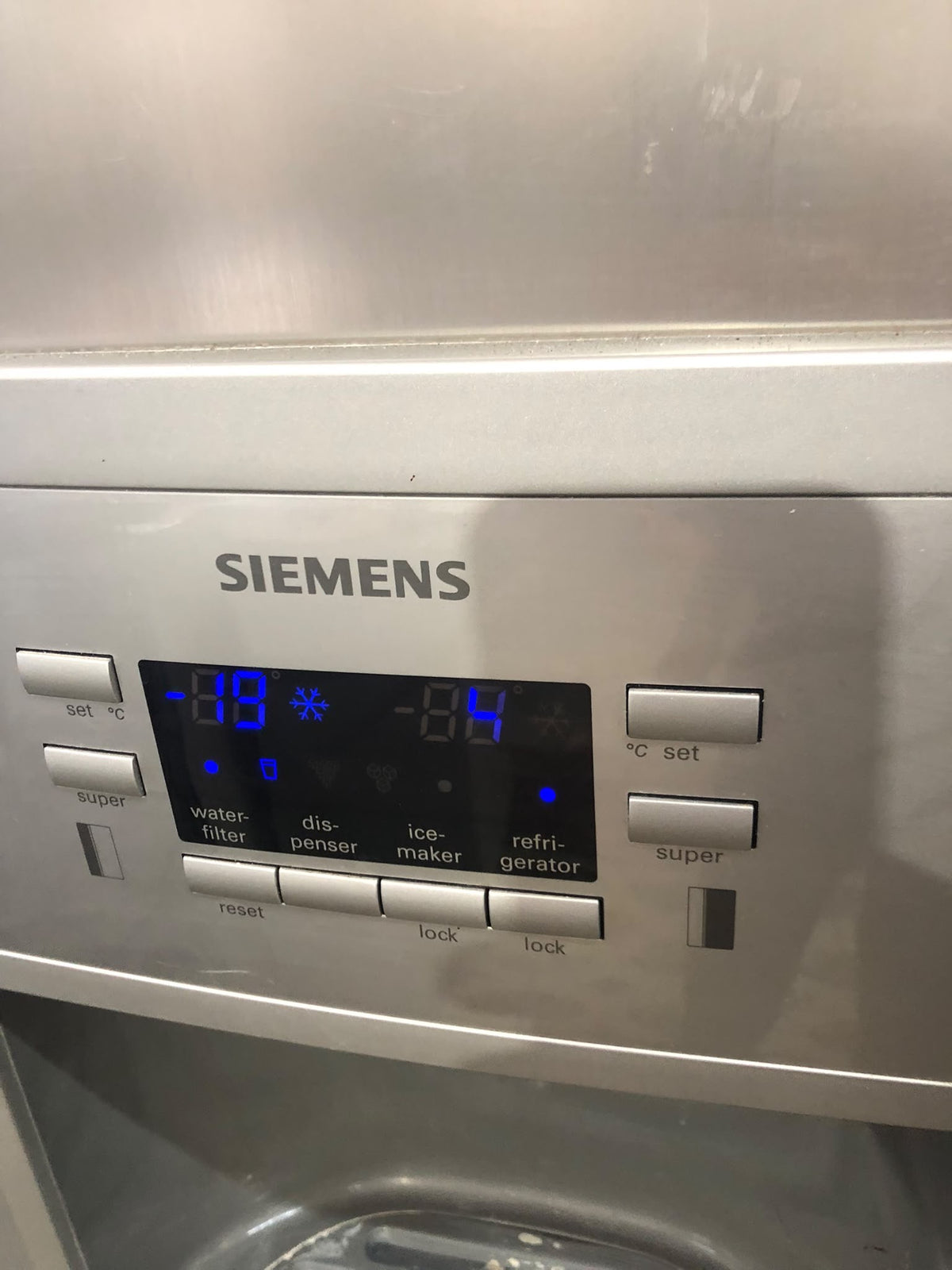 Daewoo Grey Double Door American Fridge Freezer