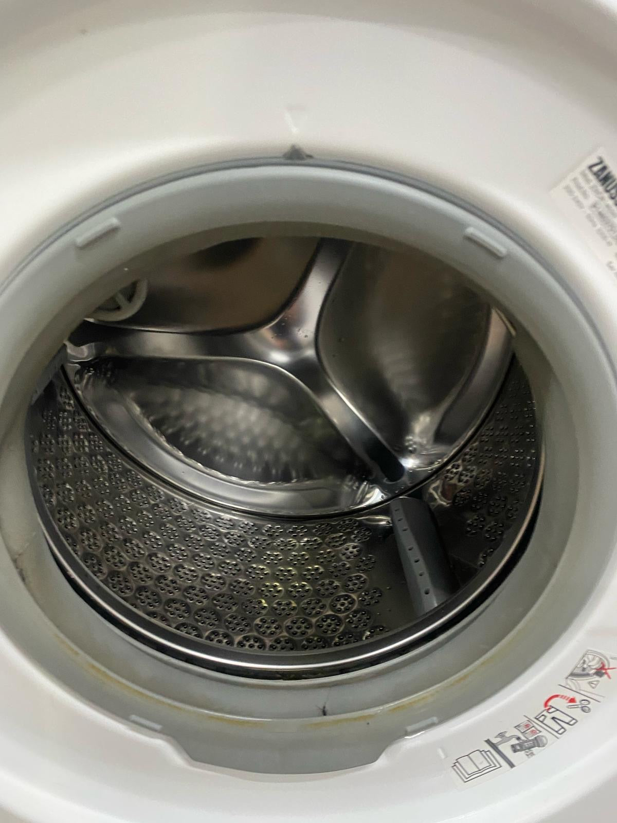 Beautiful TopBrand 7KG Zanussi  Washer Dryer For Sale