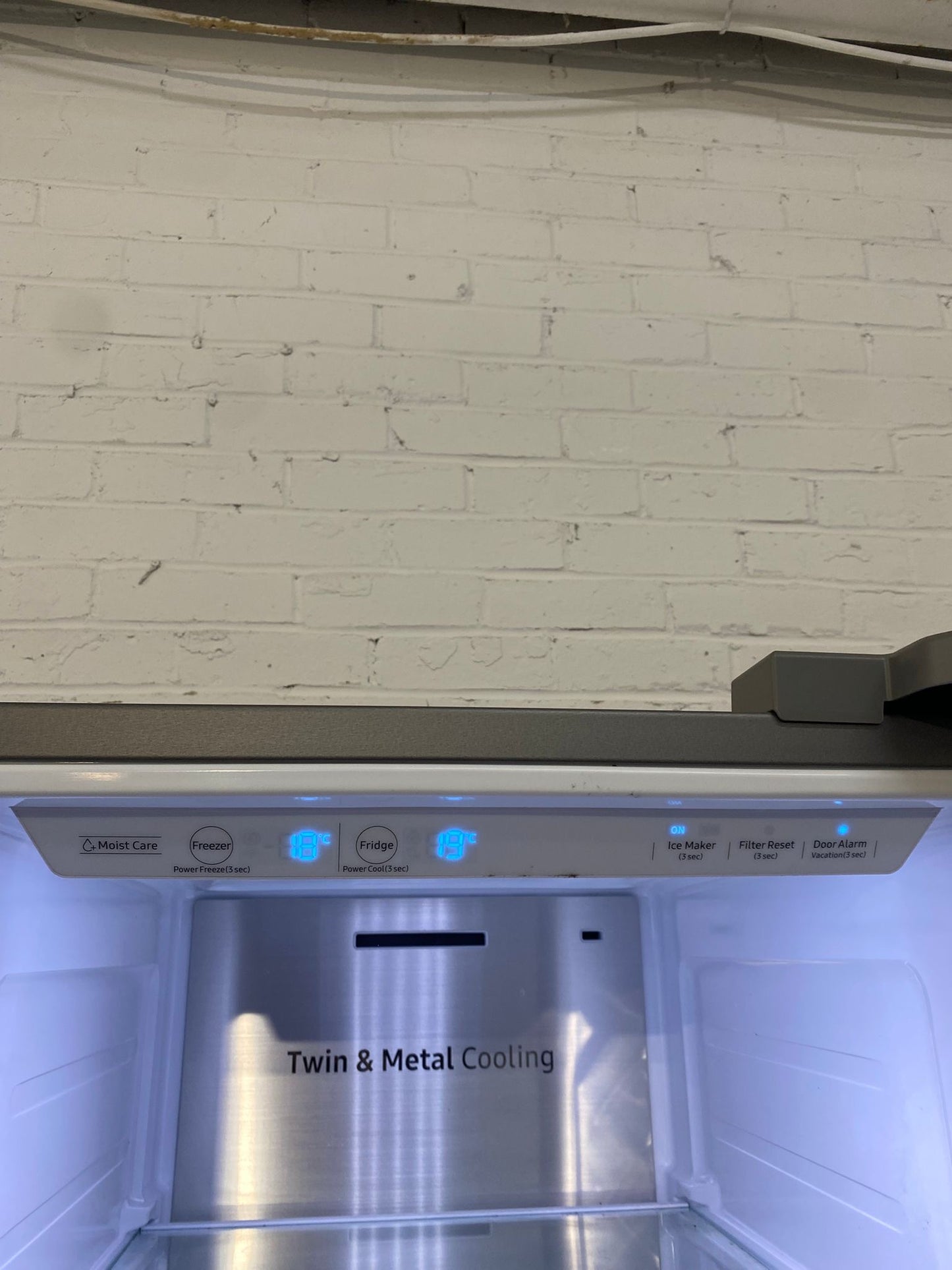 Beautiful Top Brand Samsung Plumb In Ice-maker + Water Dispenser American Fridge Freezer For Sale
