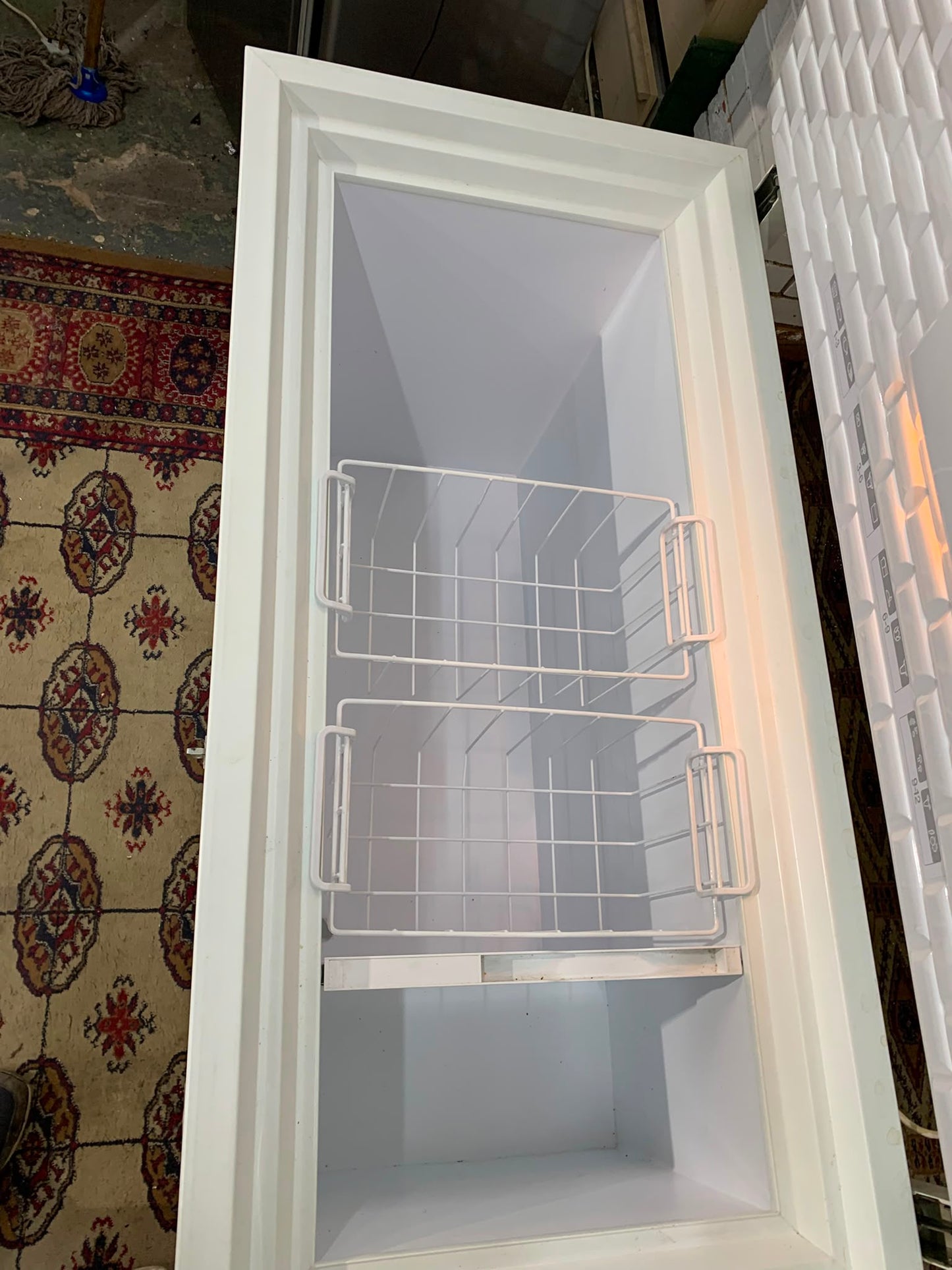 LEC 280L Chest Freezer For Sale