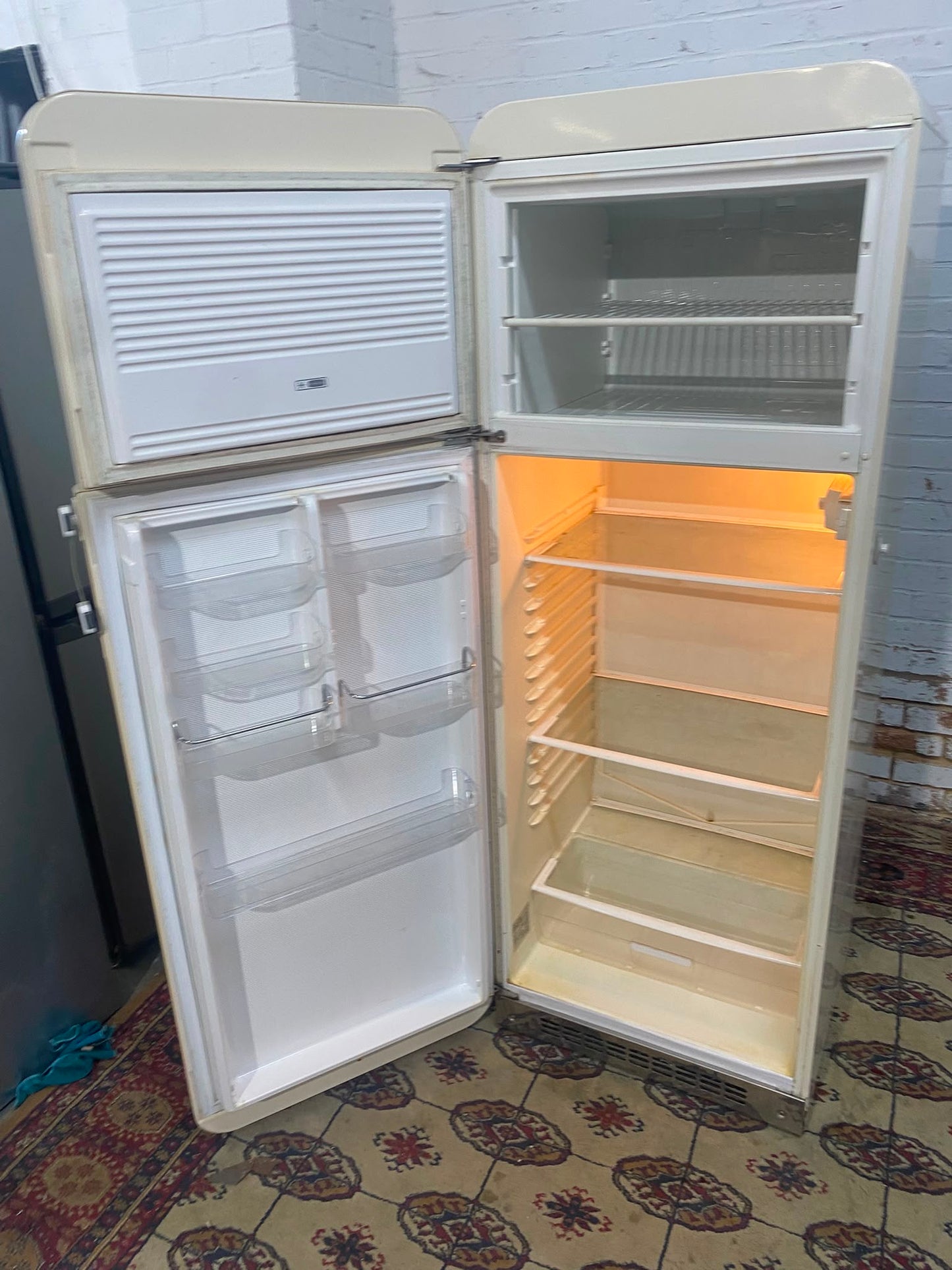 SMEG RETRO Style  Fridge Freezer For Sale