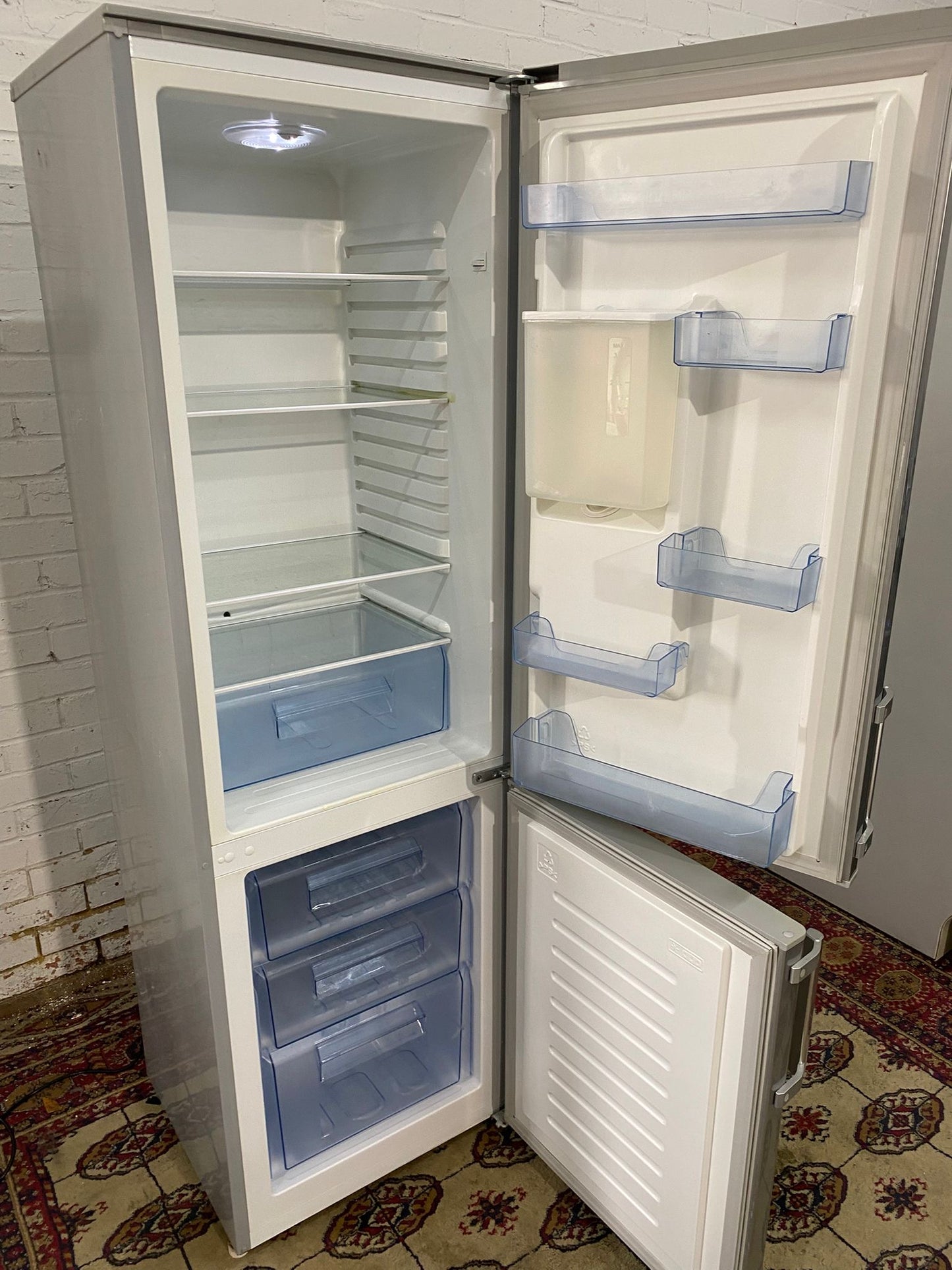FridgeMaster Grey Water Dispenser Fridge Freezer For Sale