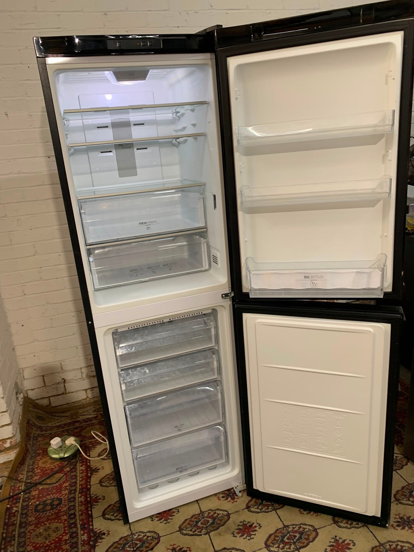 HotPoint Black Fridge Freezer For Sale