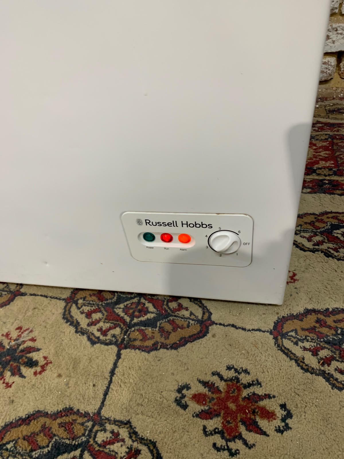 Russell’s Hobbs 200L Chest Freezer For Sale