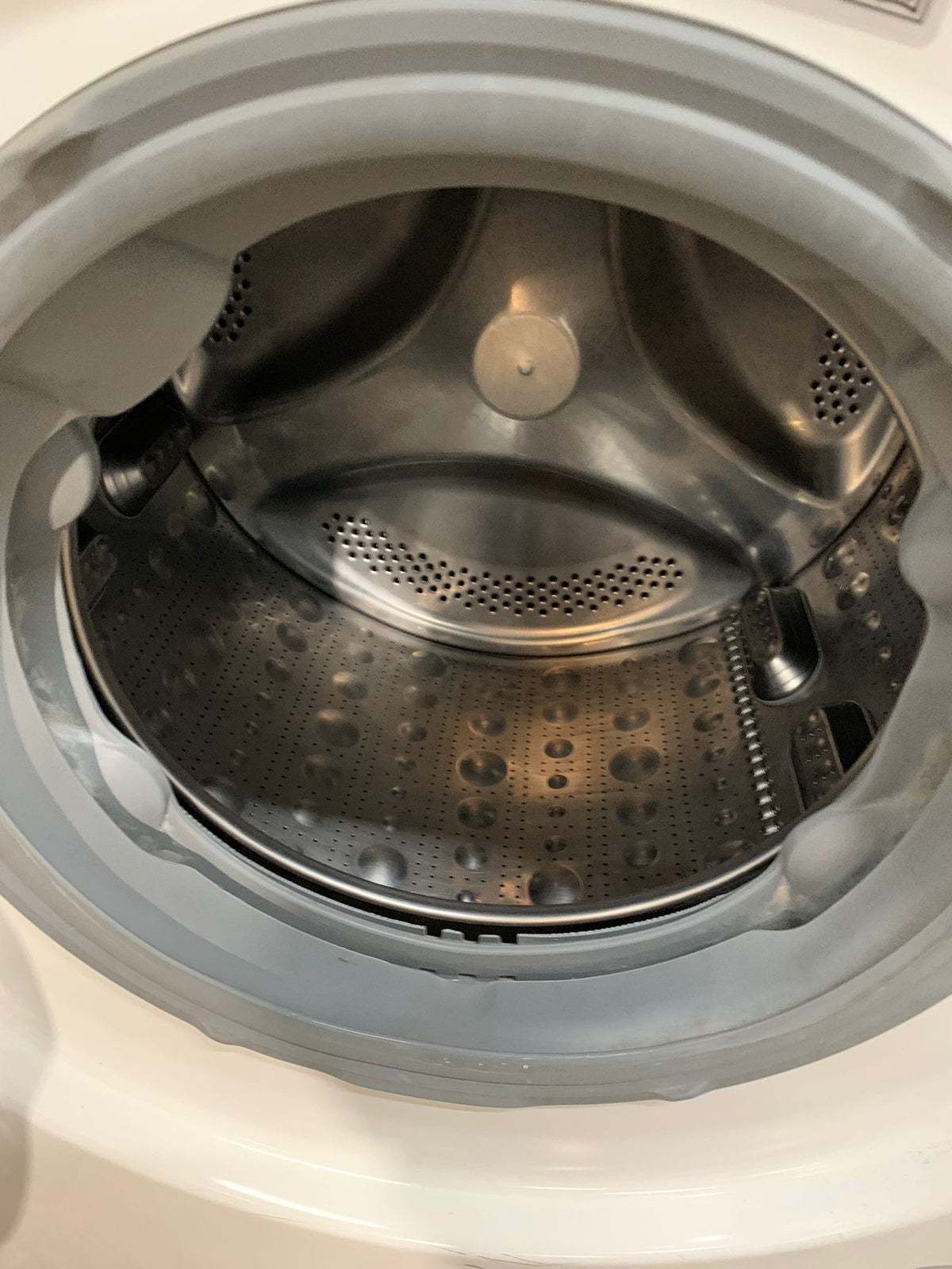LG 9KG DirectDrive Washing Machine