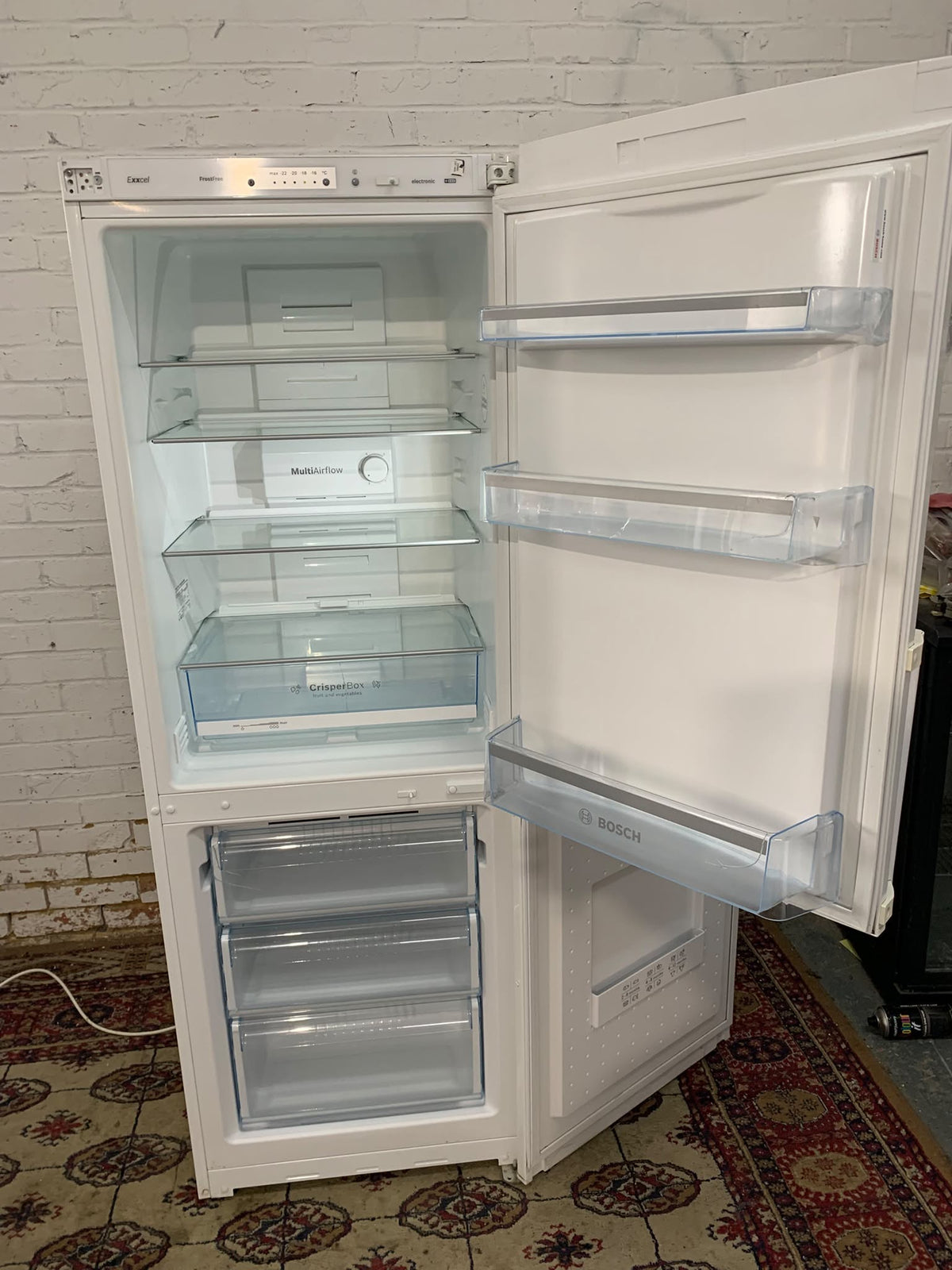 170CM Tall Bosch  White Fridge Freezer