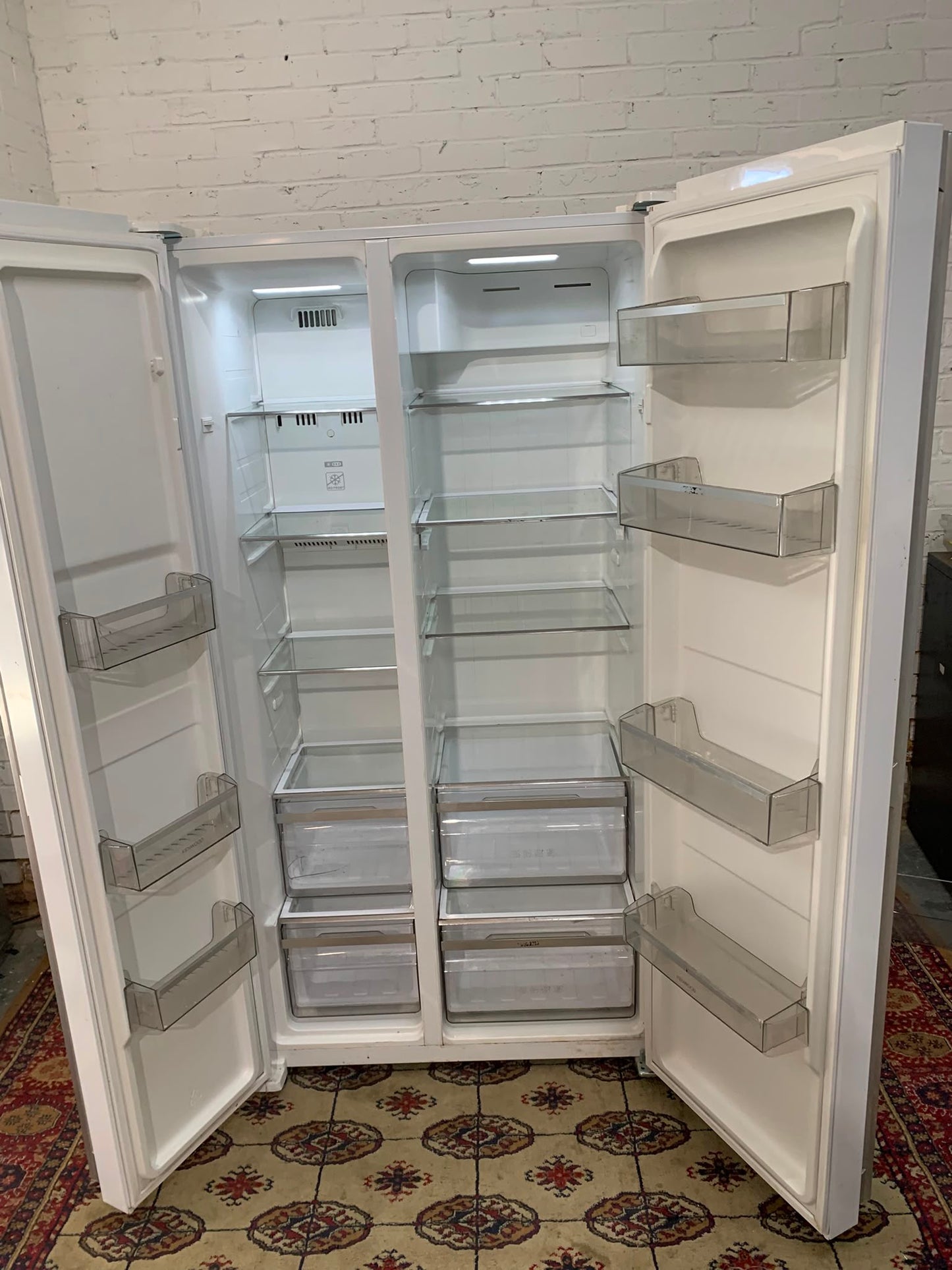 Kenwood Non Plumb White American Fridge Freezer For Sale