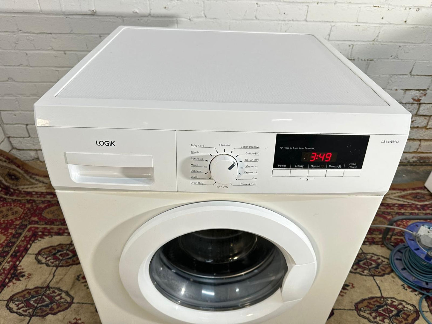 Logik 8Kg Washing Machine For Sale
