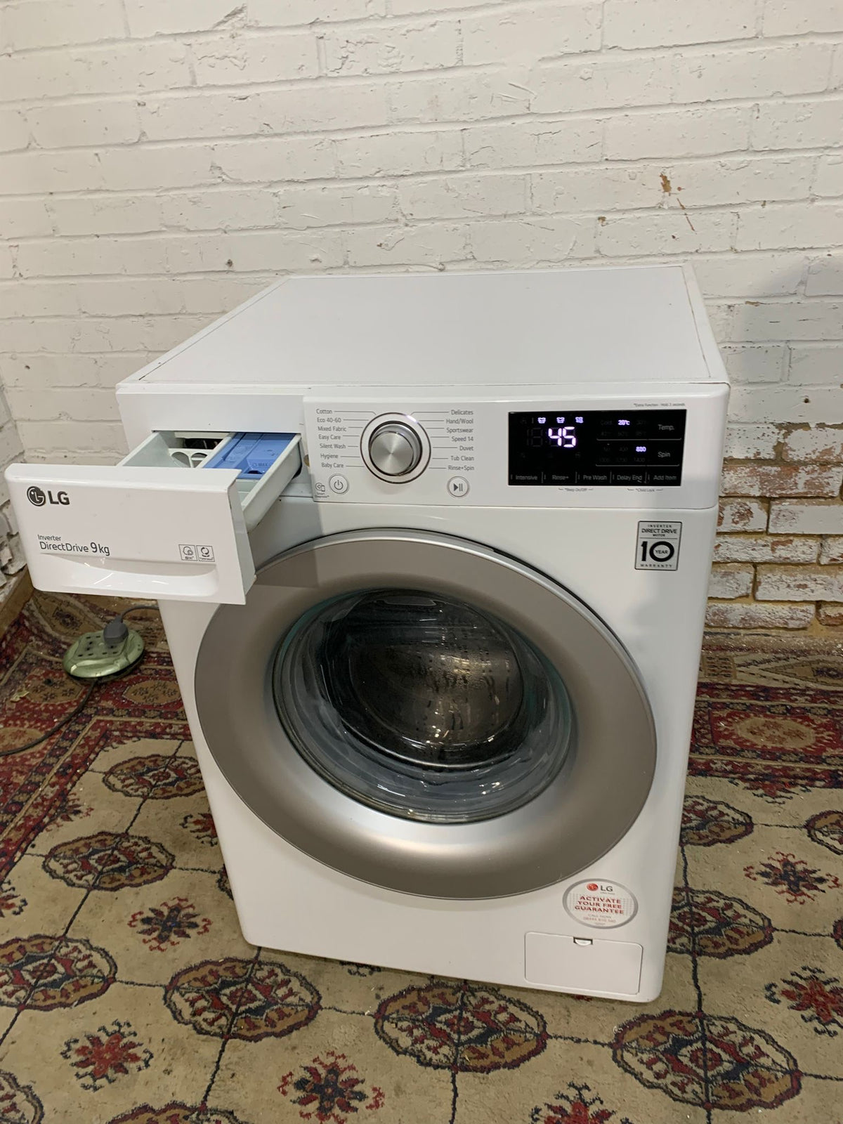 LG 9KG DirectDrive Washing Machine