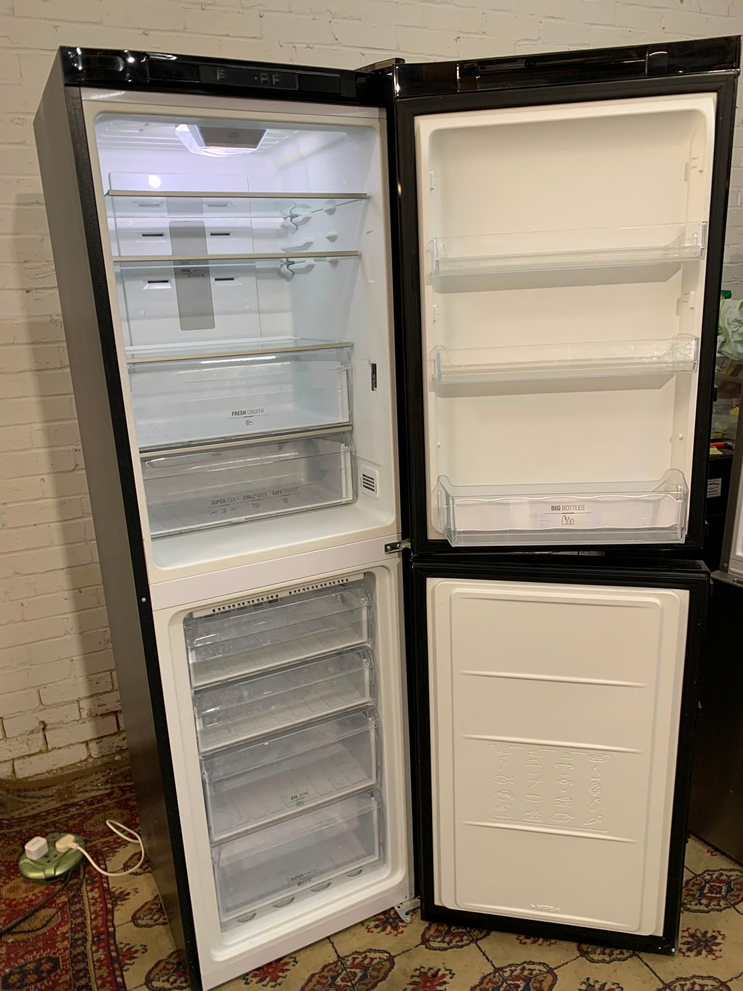 HotPoint Black Fridge Freezer For Sale