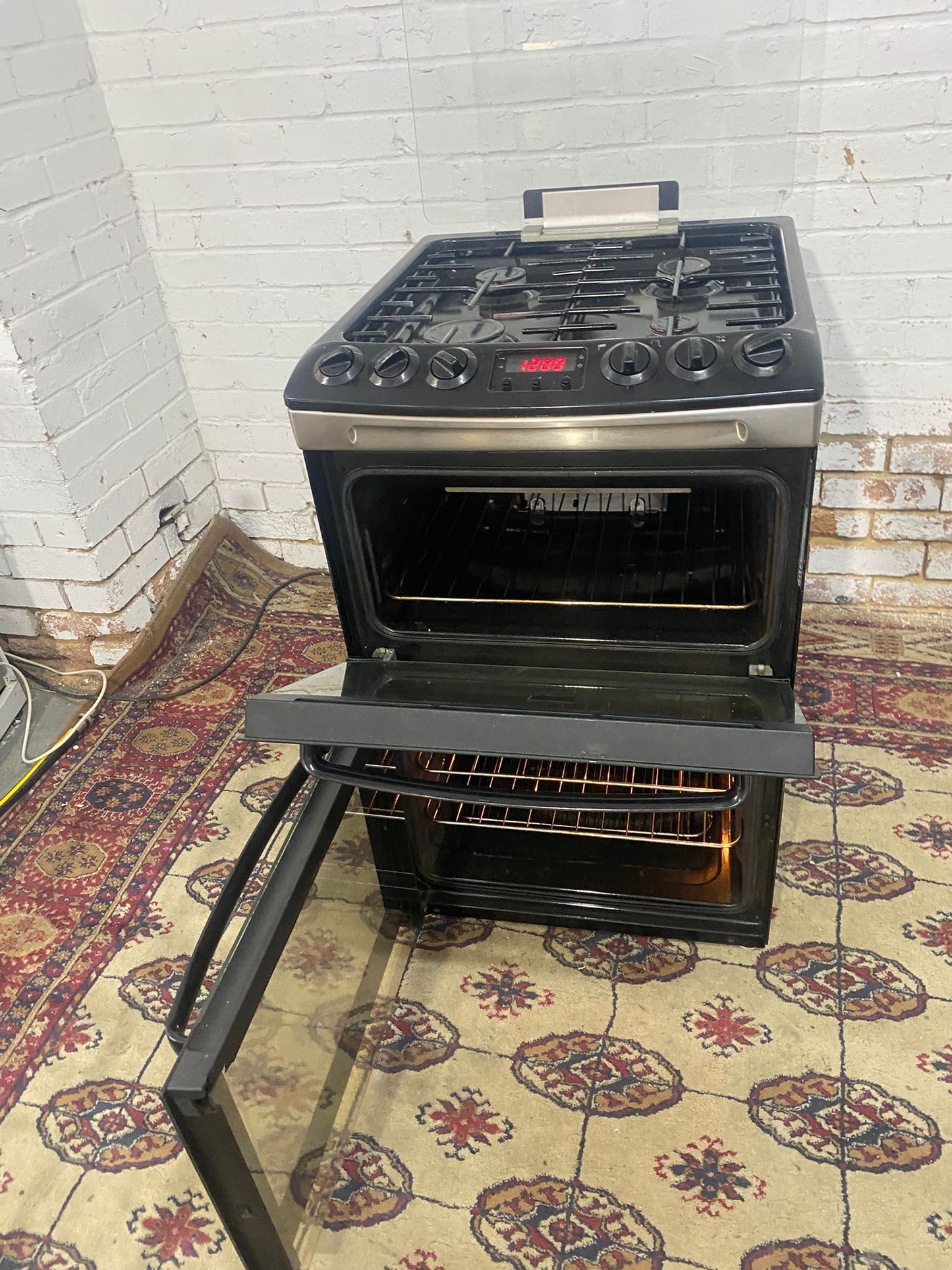 Beautiful 55CM Zanussi Gas Cooker With Oven/Grill For Sale