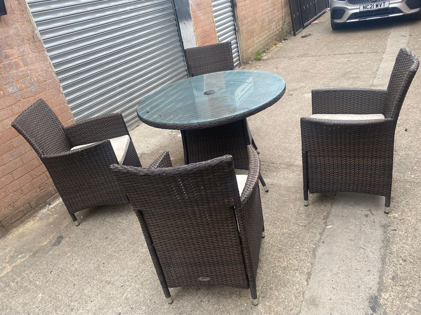 TopBrand RoyalCraft Rattan Round Glass Table With 4 Matching Chairs For Sale