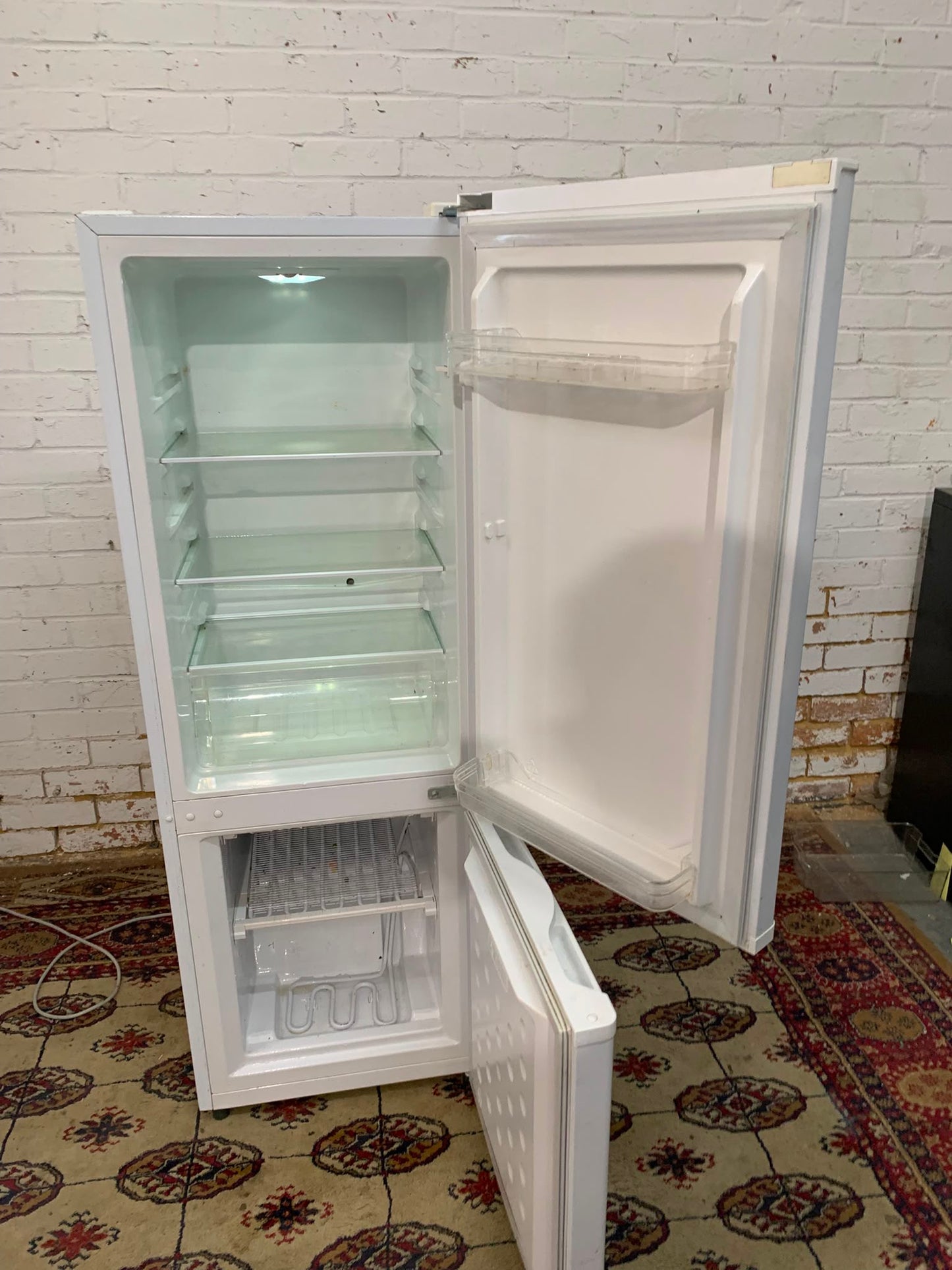 KFG Medium Size Fridge Freezer For Sale