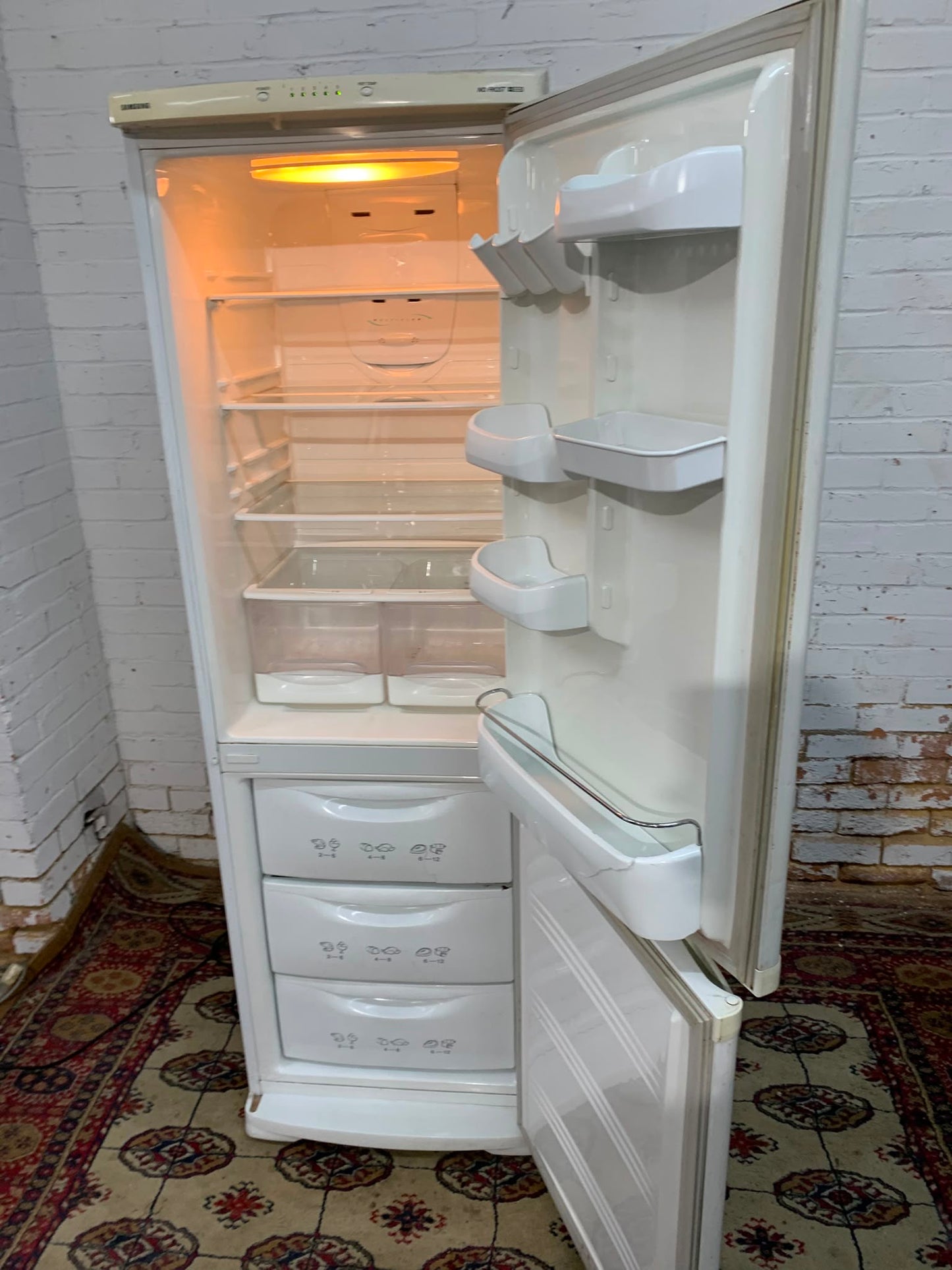 Samsung 180CM High Samsung Fridge Freezer For Sale