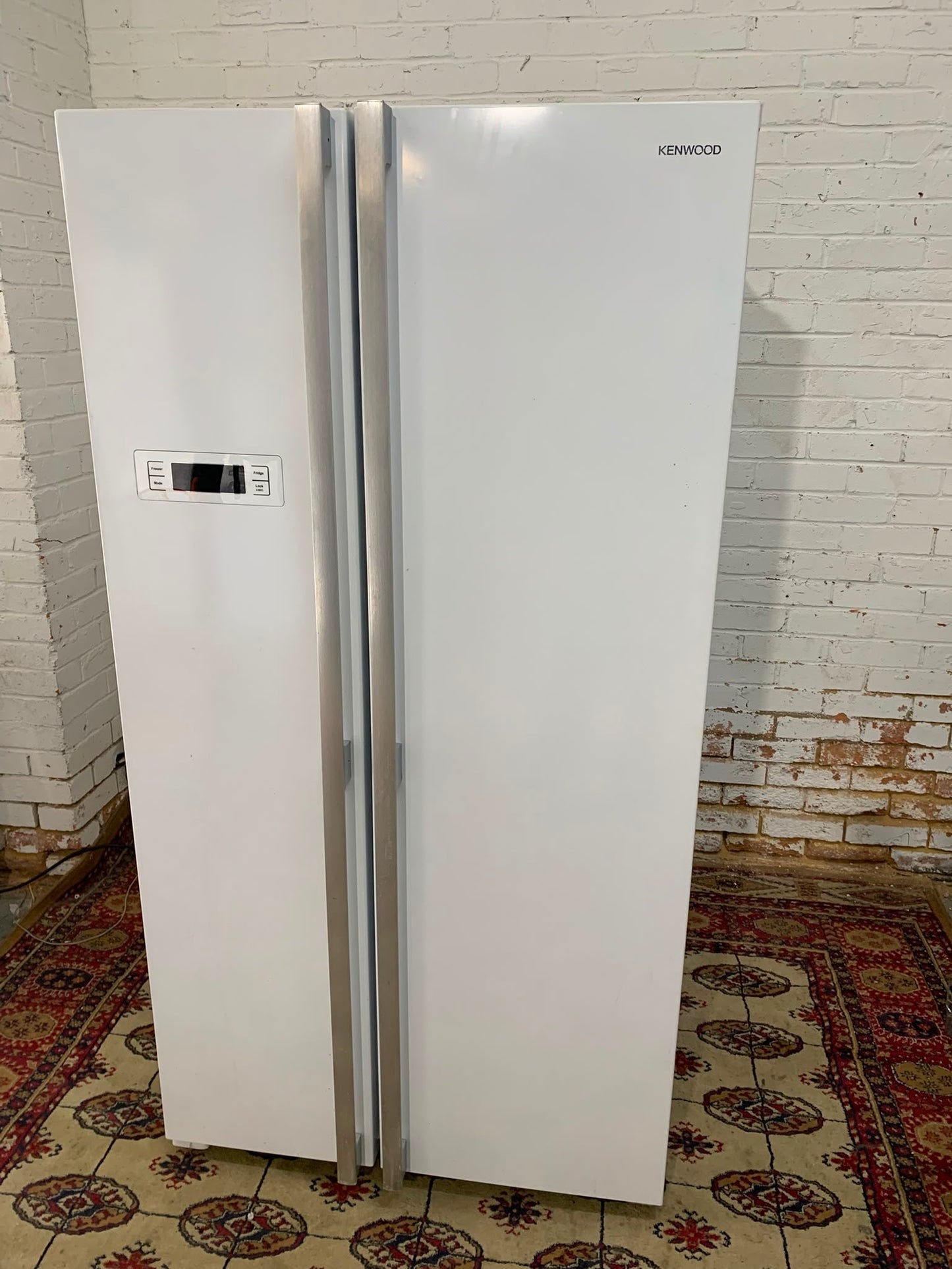 Kenwood Non Plumb White American Fridge Freezer For Sale